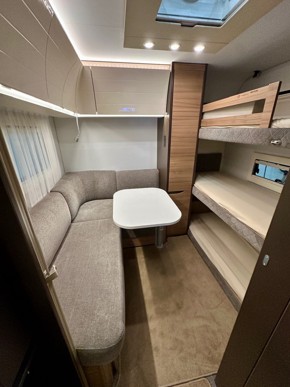 5c798979-6752-43d3-a26a-0c5ec4980d2c