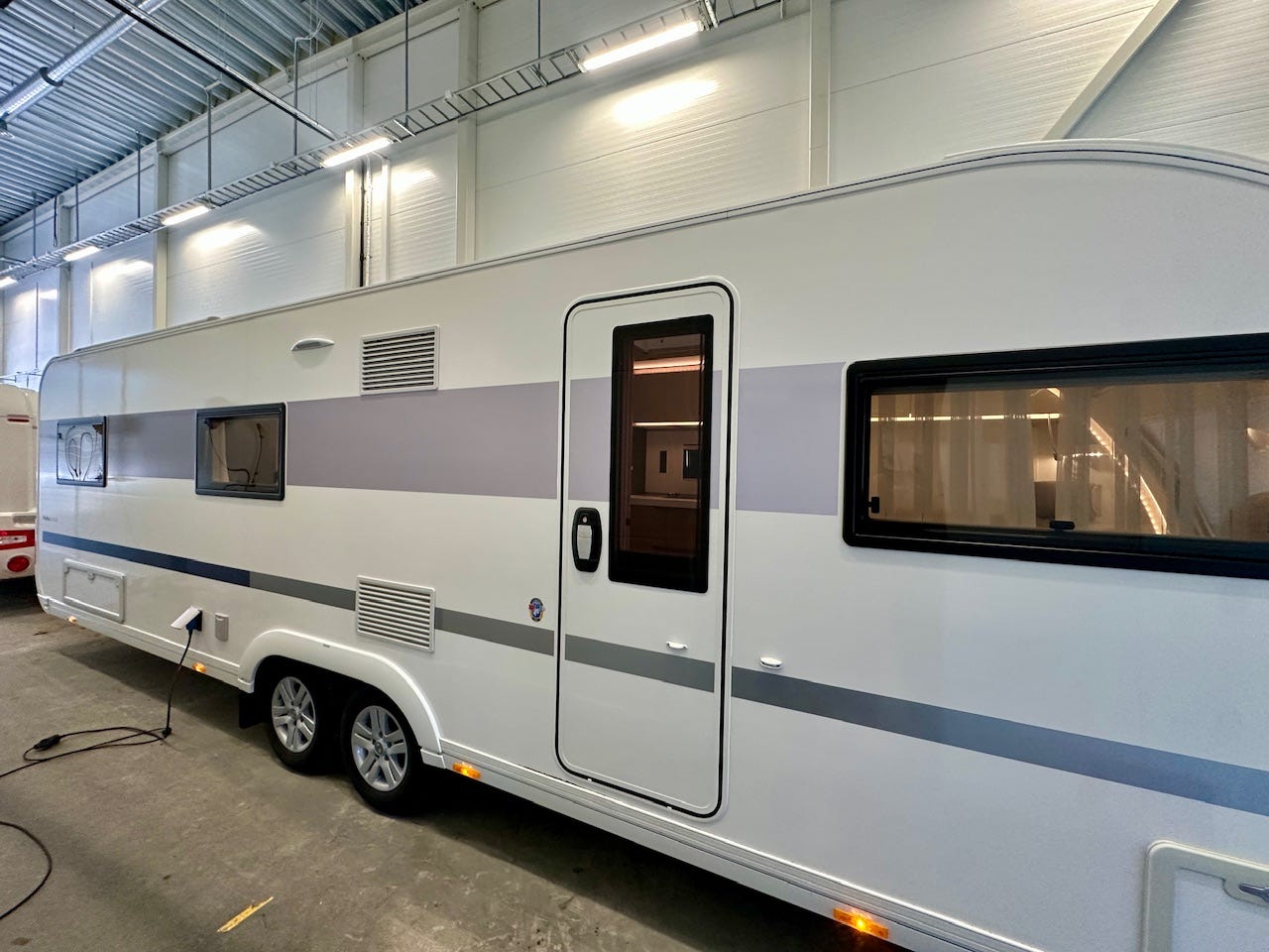 60d997cb-4db5-40e4-b3df-ae83b7e4f732