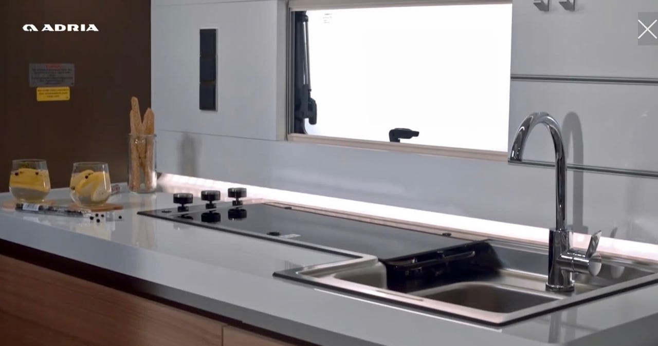 6b7a5537-2bce-4fea-8b1c-b866cf1c206f