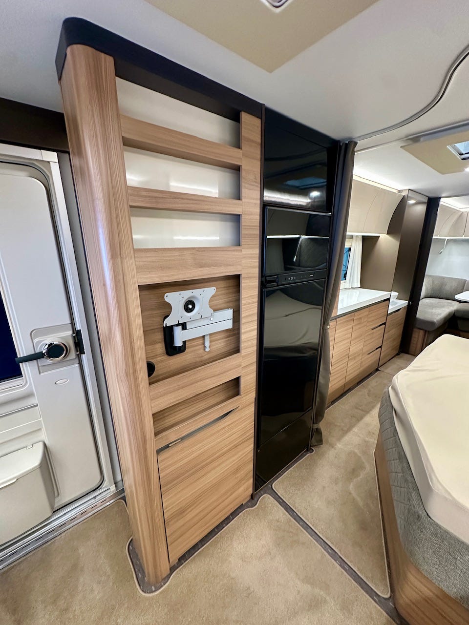 6e5d3d55-20d8-4def-ac45-7a4c89d7430b