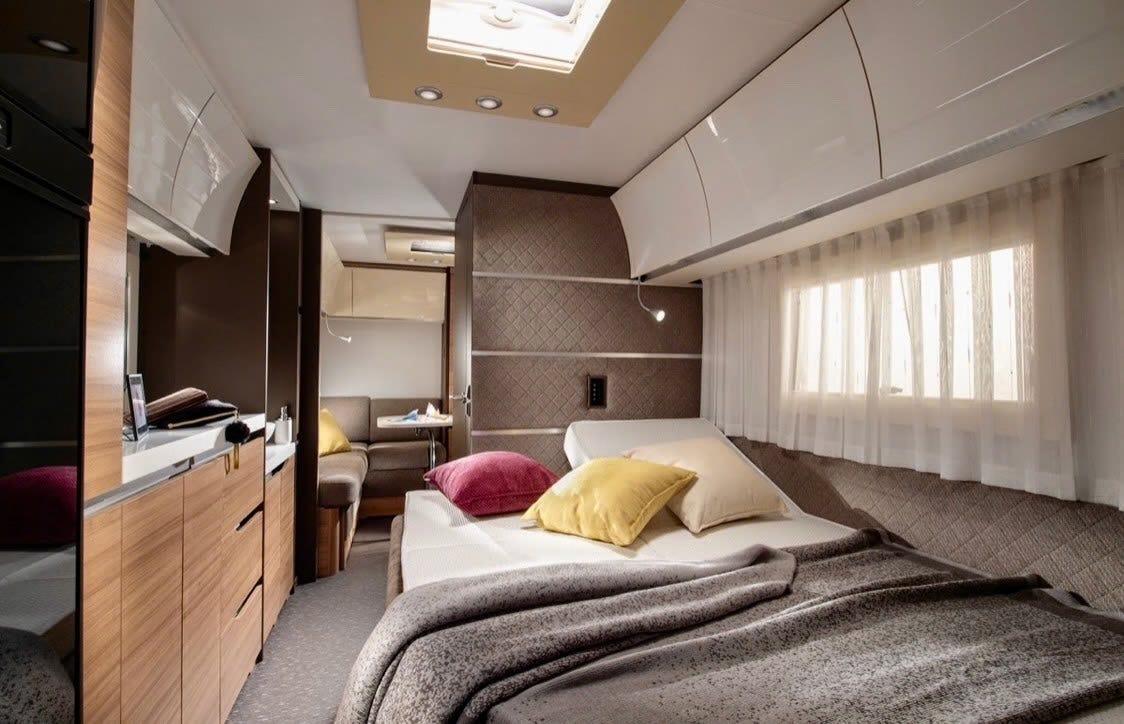 9db062e7-71ee-409b-8edb-1debadc5bddd