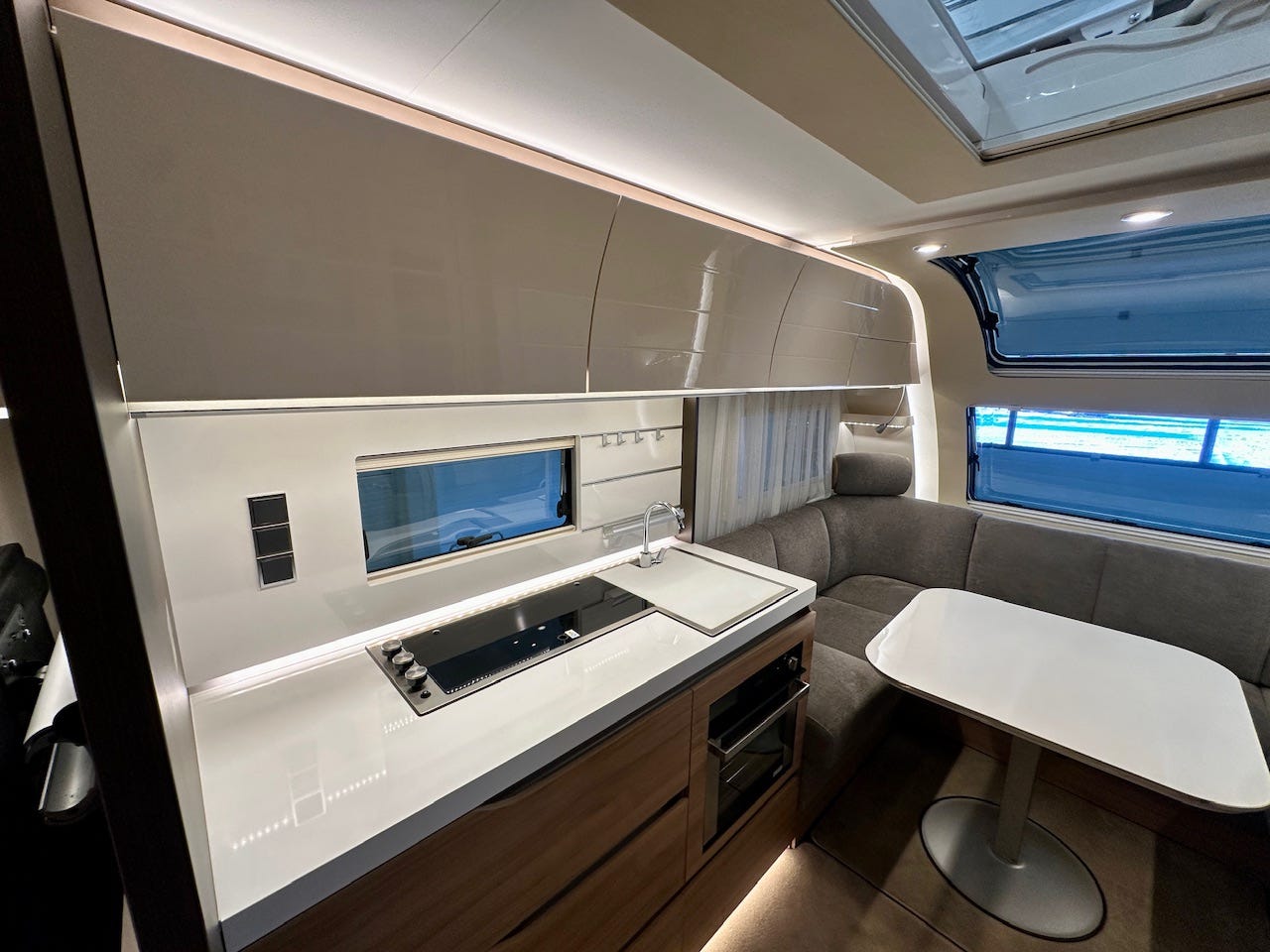 ce57bb8d-e47e-457b-91cd-b1da32f9e00a