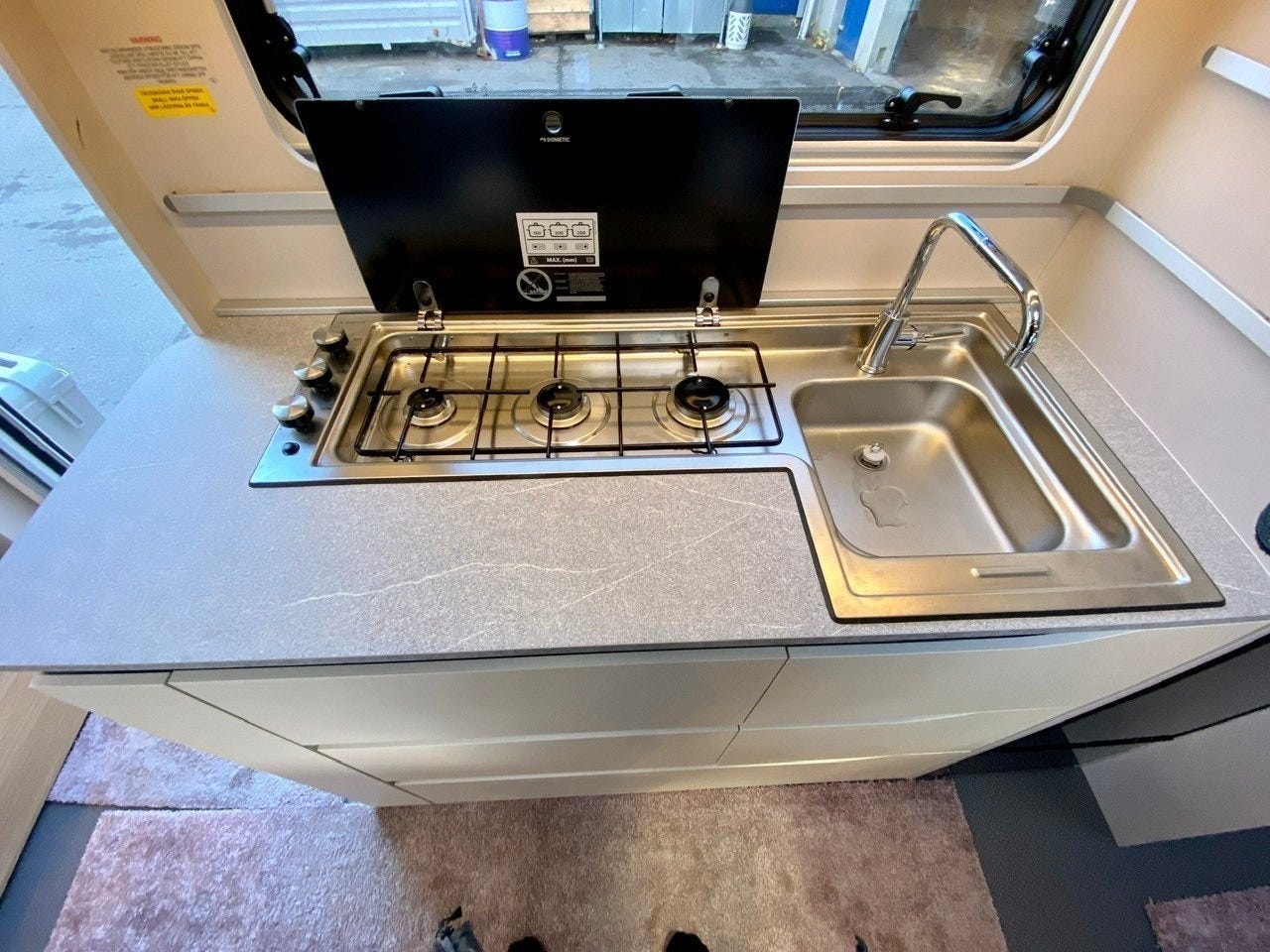 3e143898-5787-440e-9d3b-c139cabb9916