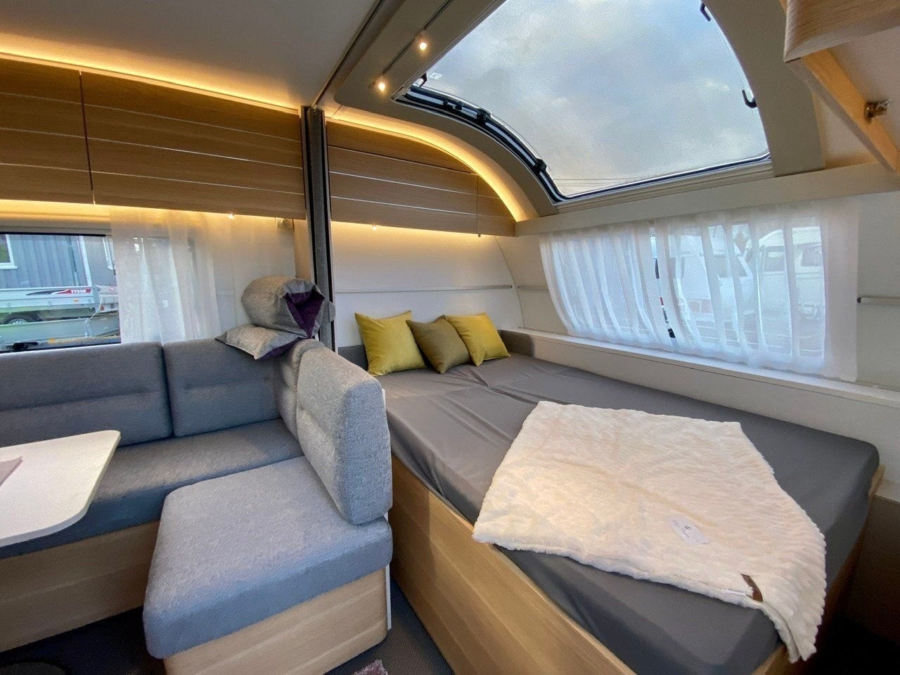 8fbd45ca-70a7-4b77-aa9d-d698916059e7