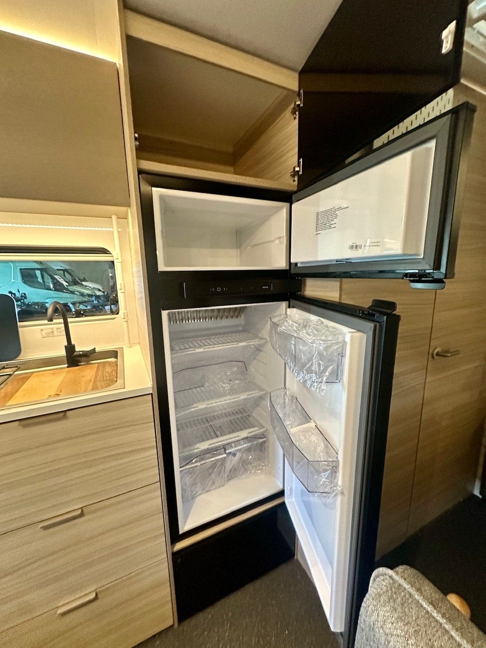 cc98c67a-98e8-4601-a4f1-e137b30c80be