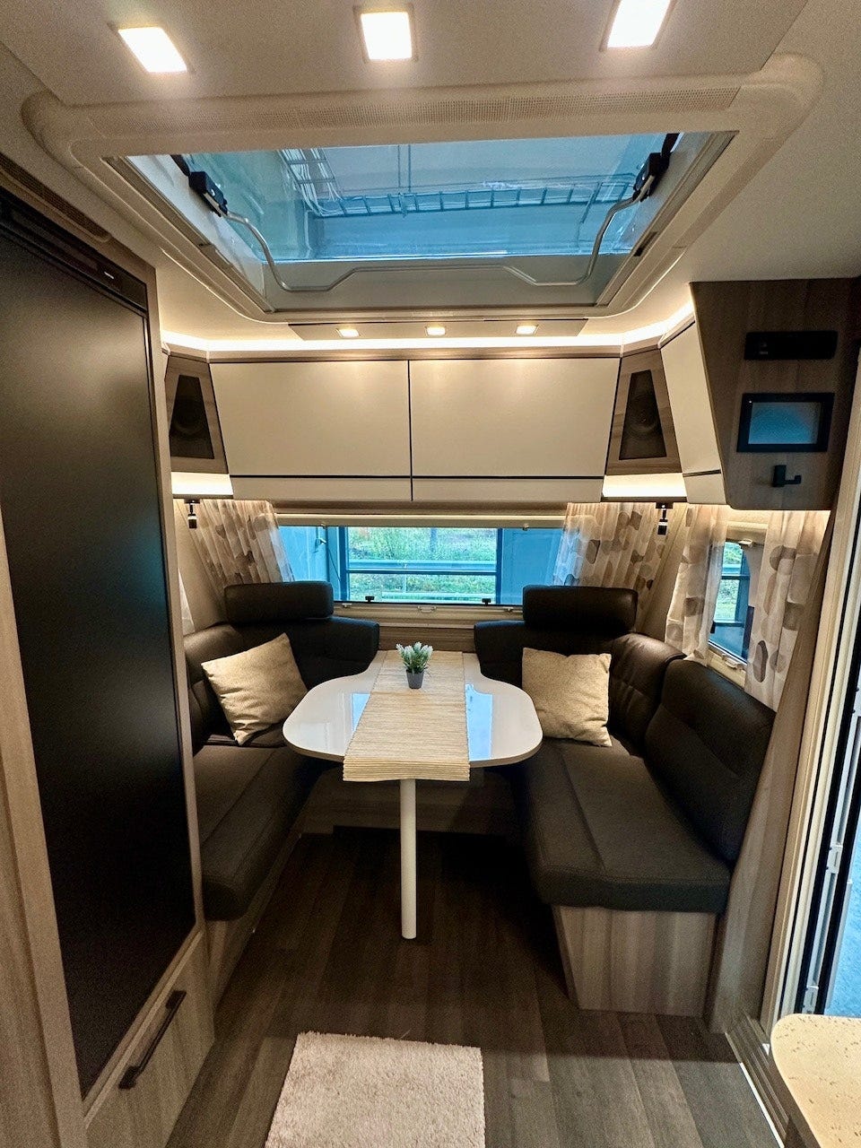 6626fdfe-ab53-4285-b18a-04d060922c90