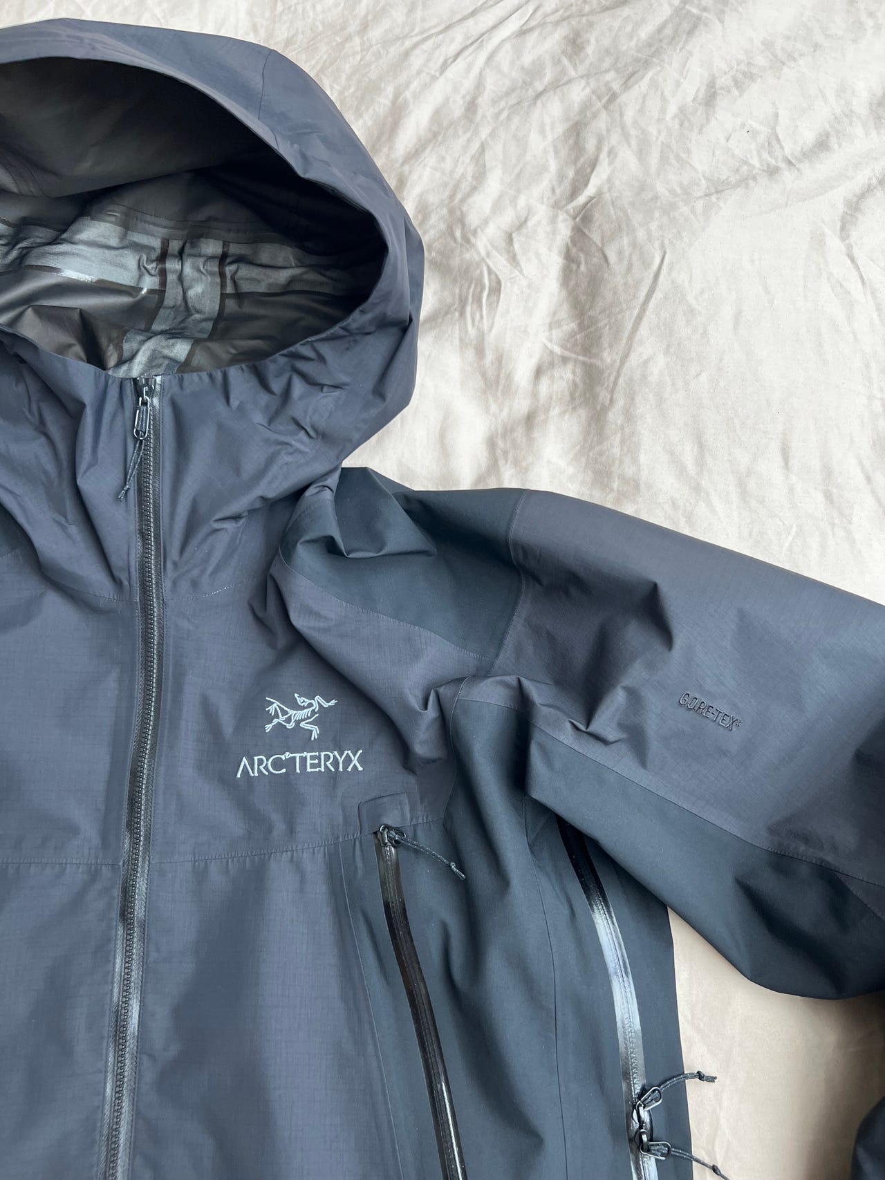 Gore Tex Arcteryx Alpha Sl Hybrid Arcteryx Alpha SL Hybrid FINN-torget