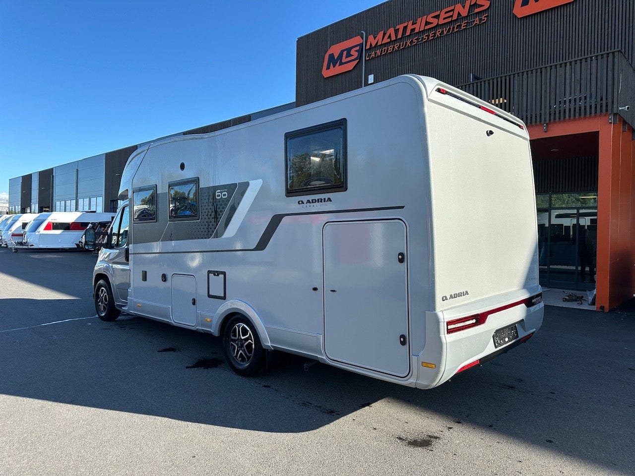 06b1439a-ae88-476f-abce-f388aa0cbeb5