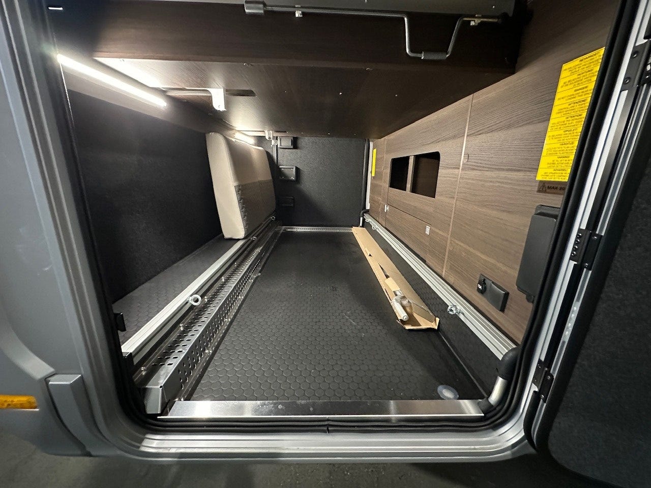 9c87c701-12a4-4d35-90be-bb45fcd50279