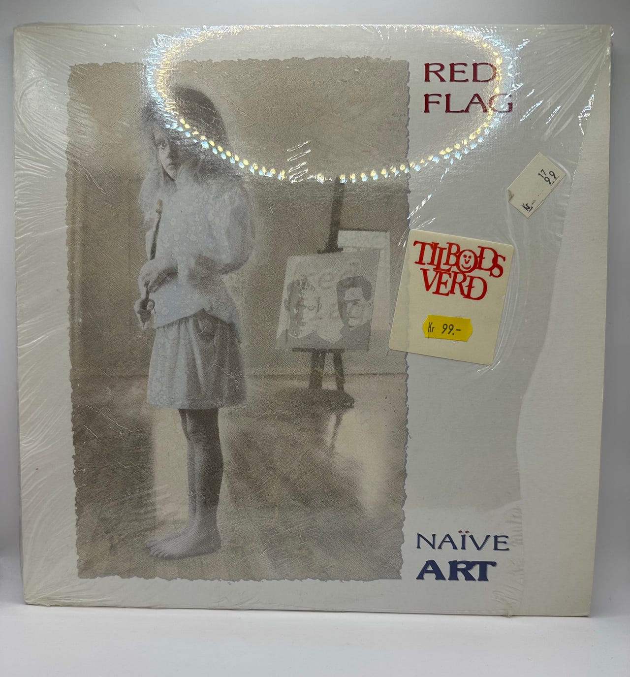 Red Flag - Naïve Art LP Vinyl | FINN-torget