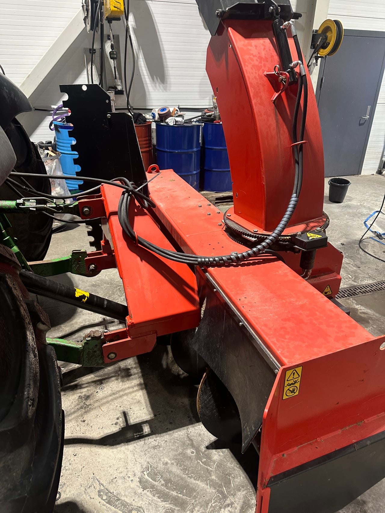 8ea5deb3-d848-4358-9fbe-8ebdf81b714a