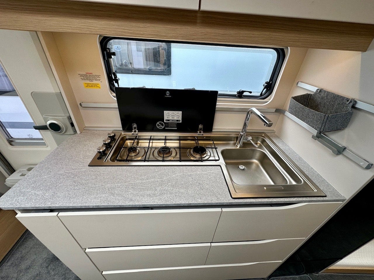 868c0a15-bc81-44e2-bff2-6c84915a2da2