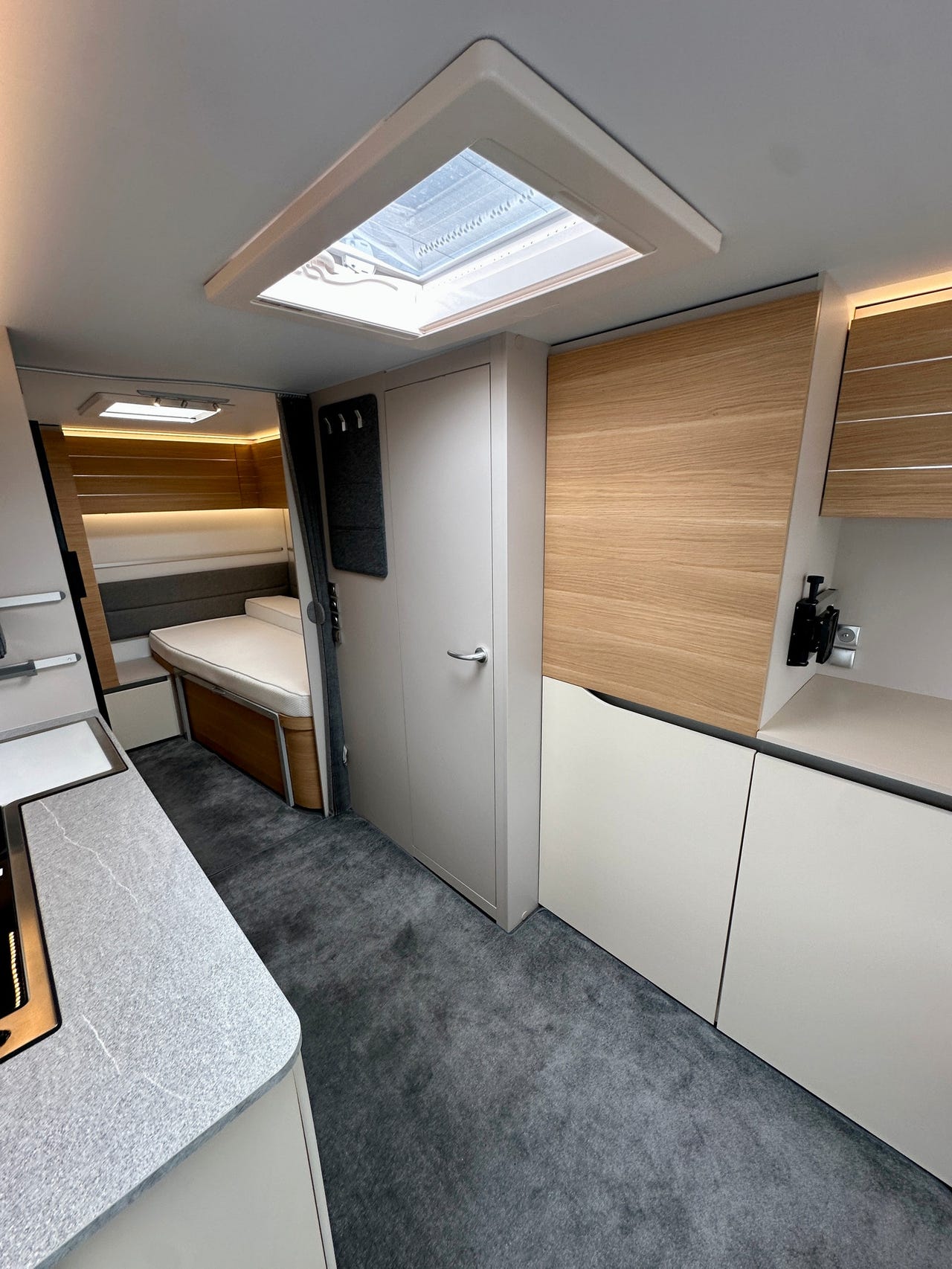 a7c4ec23-7cc7-4d14-b656-29216940282d