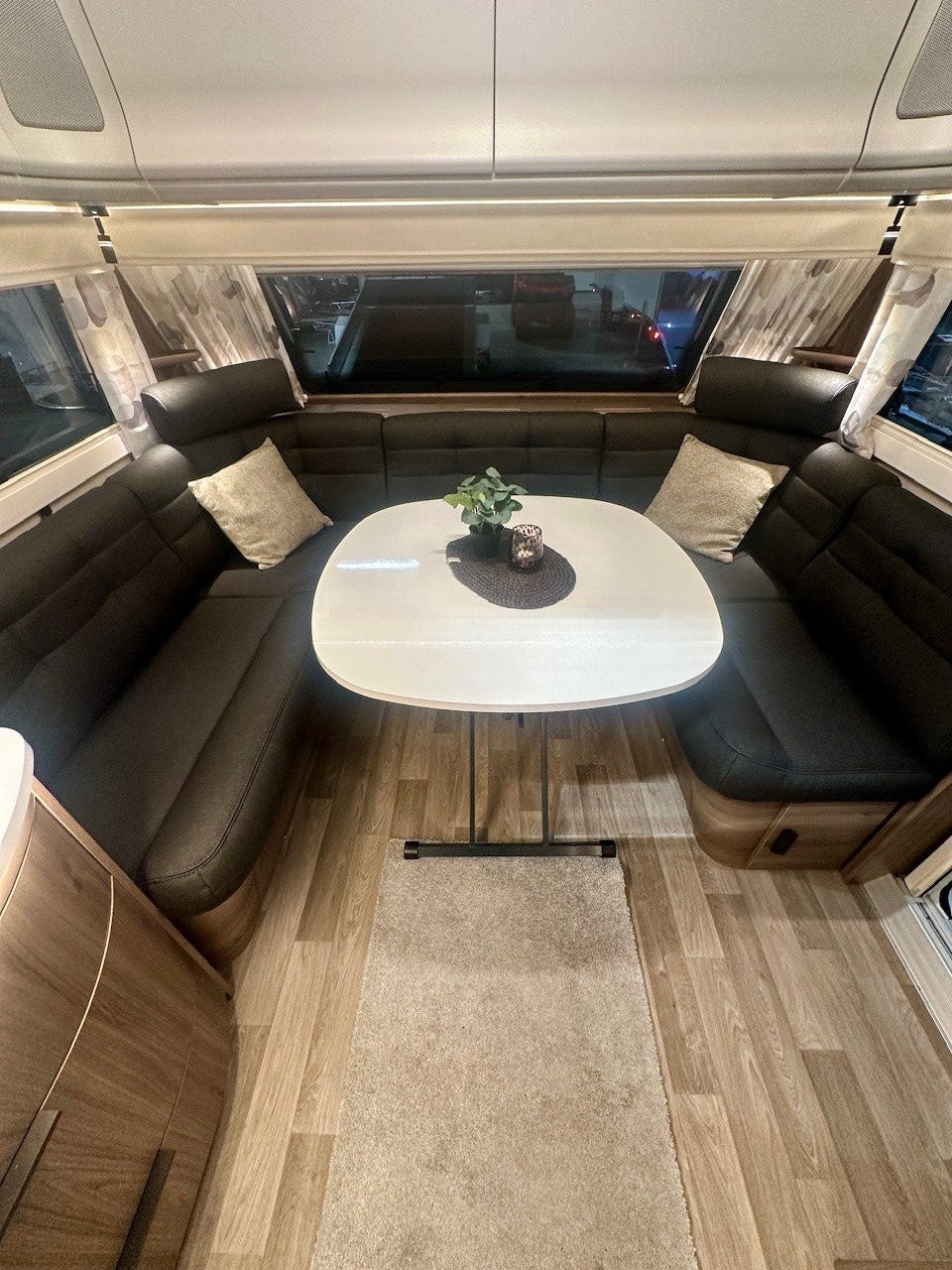 1236d7cb-1c21-4ccd-baeb-1e3ce364d6c9