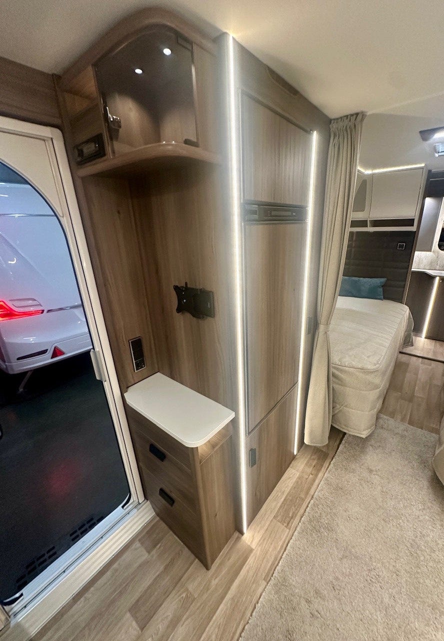 13f5414b-5303-417e-89c9-df8e7da71113