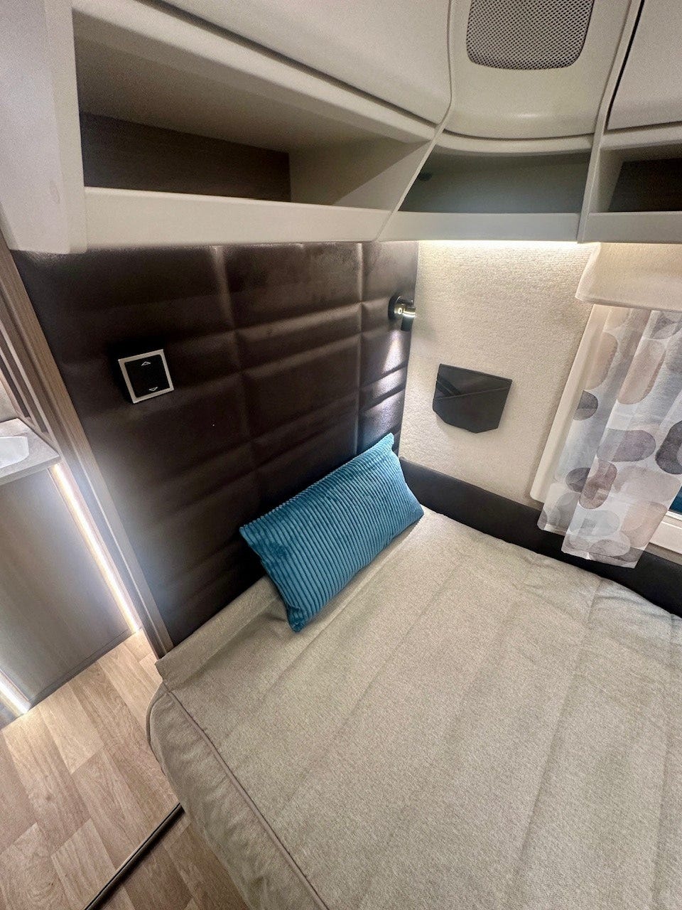 20d607ab-6adf-401b-b200-14825f7f8517