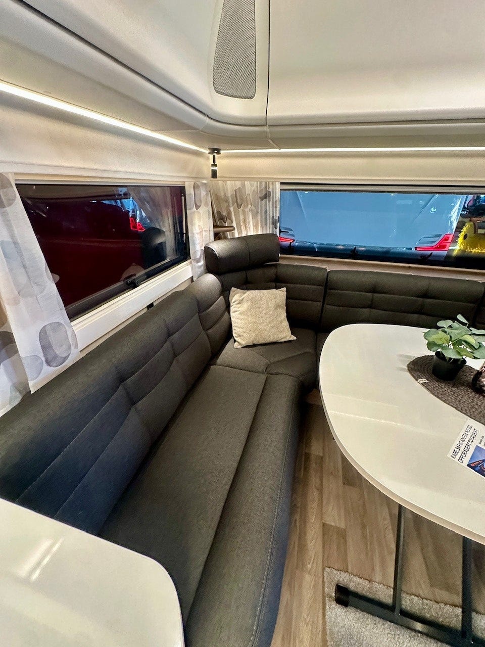 9ebe992e-3af0-4c7c-aebf-c04257a32354