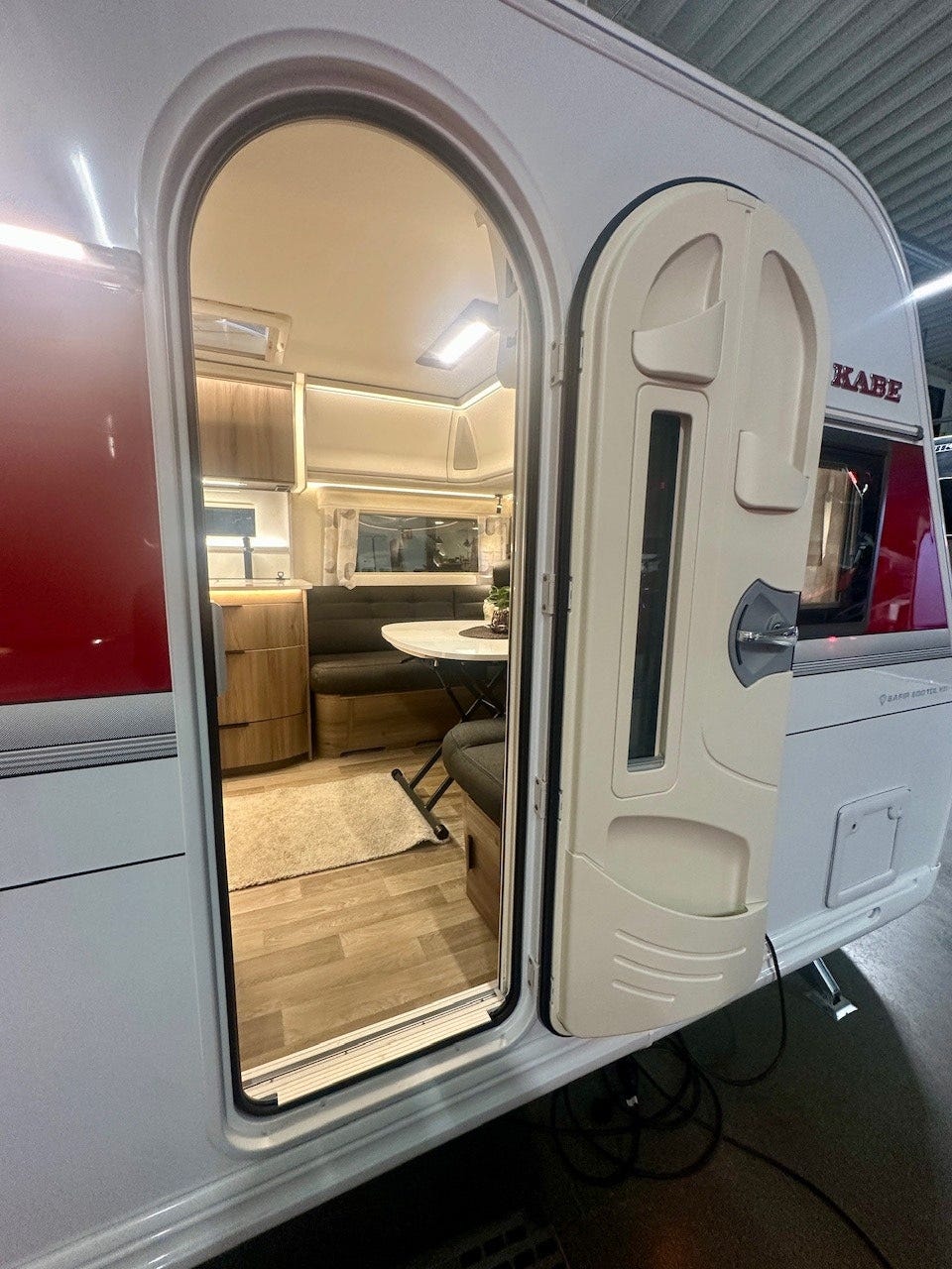 9ec9a72d-2d66-4aaa-b1eb-f4eeac4838e4