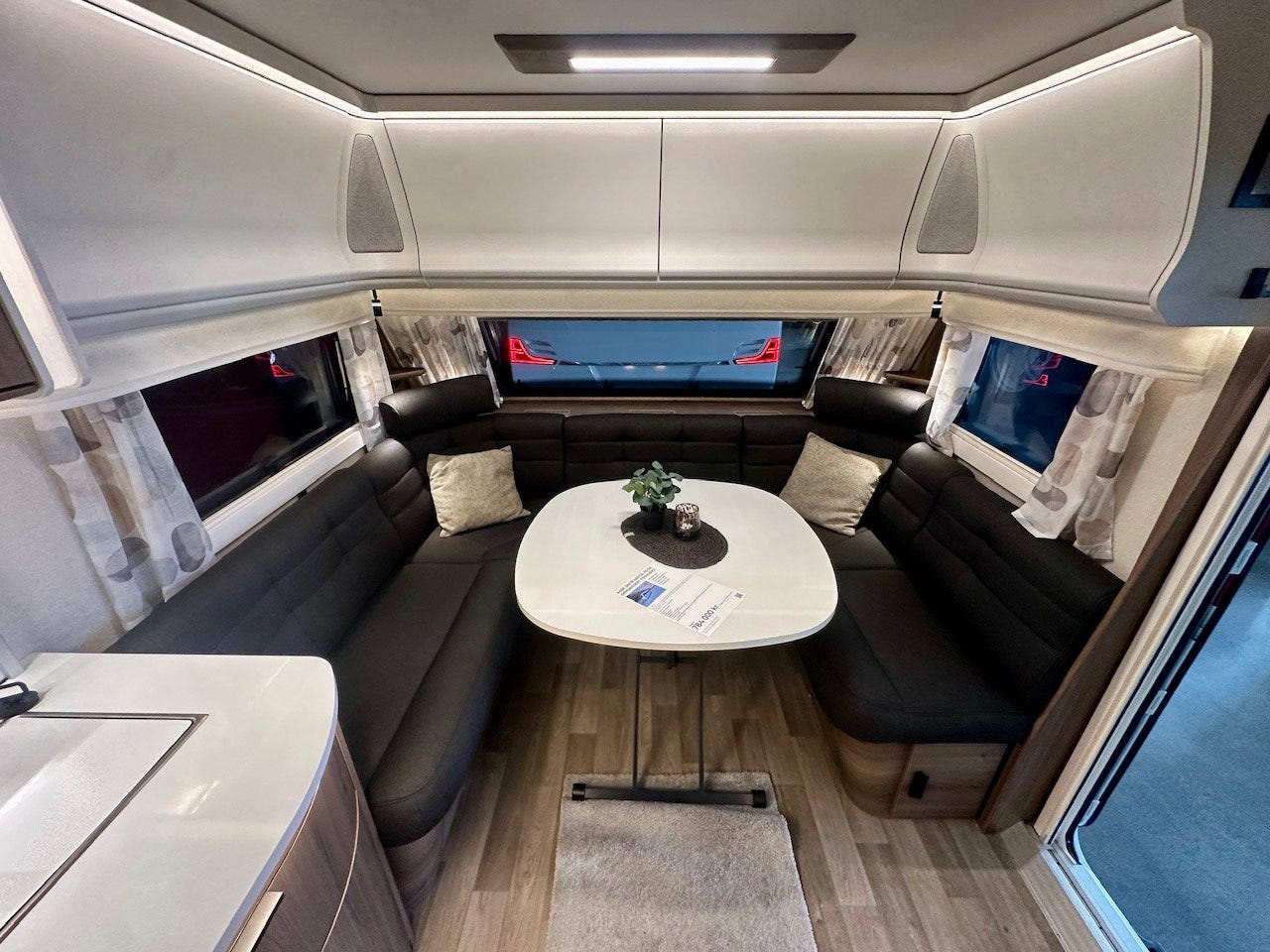 af10e936-2895-41b1-824e-8c6943fc3985