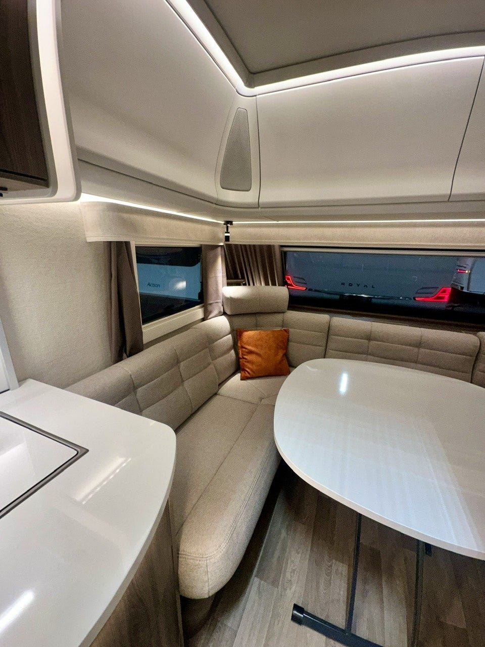 9476b133-3463-4901-b358-02db81de45f6