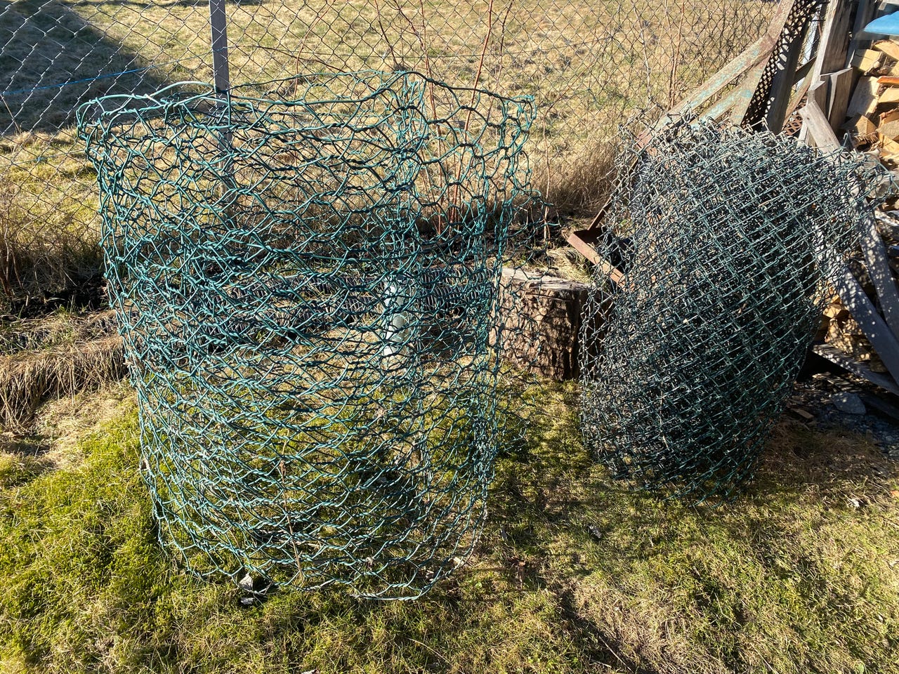 Flettet nettinggjerde; galvanisert, plastbelagt | FINN-torget