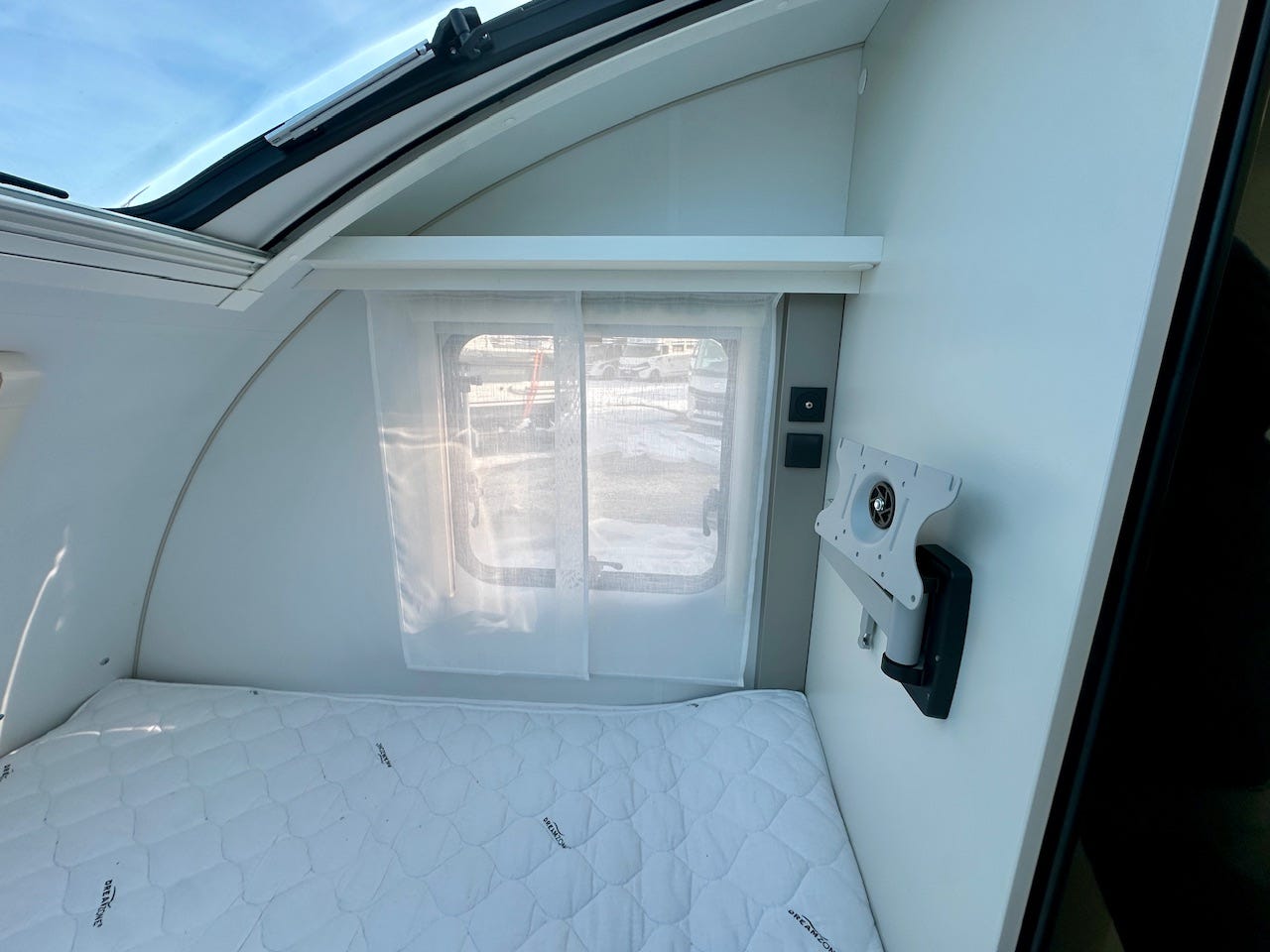 5890ee80-6e60-42a8-804d-c33671230b73