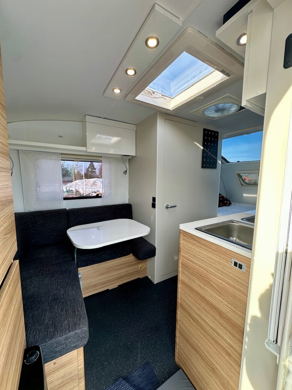 901c28fd-1933-4a7e-a1cb-306312c6dcb0