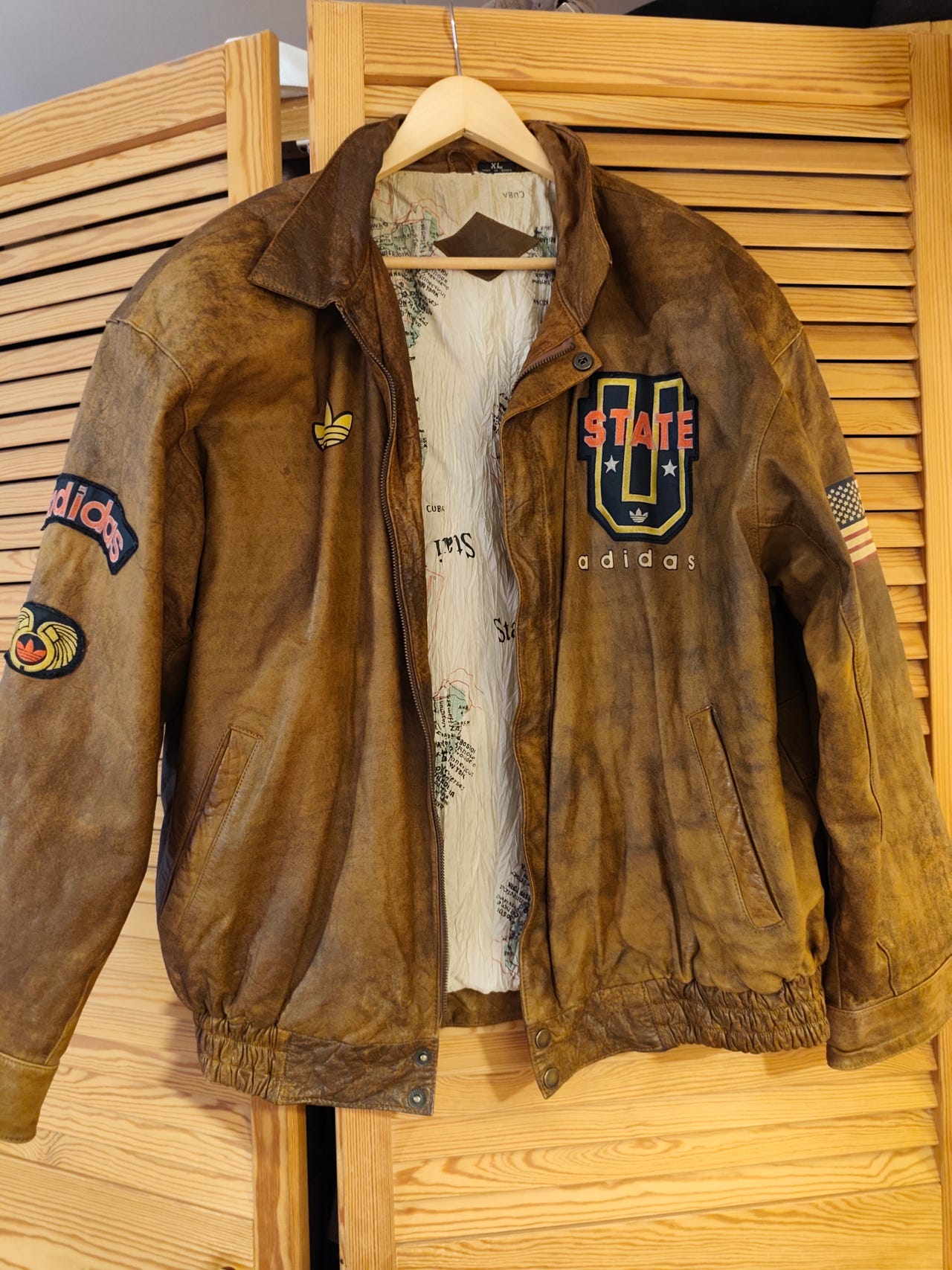 Adidas skinnjakke(Olympia American Born) vintage/bomber/80-talls