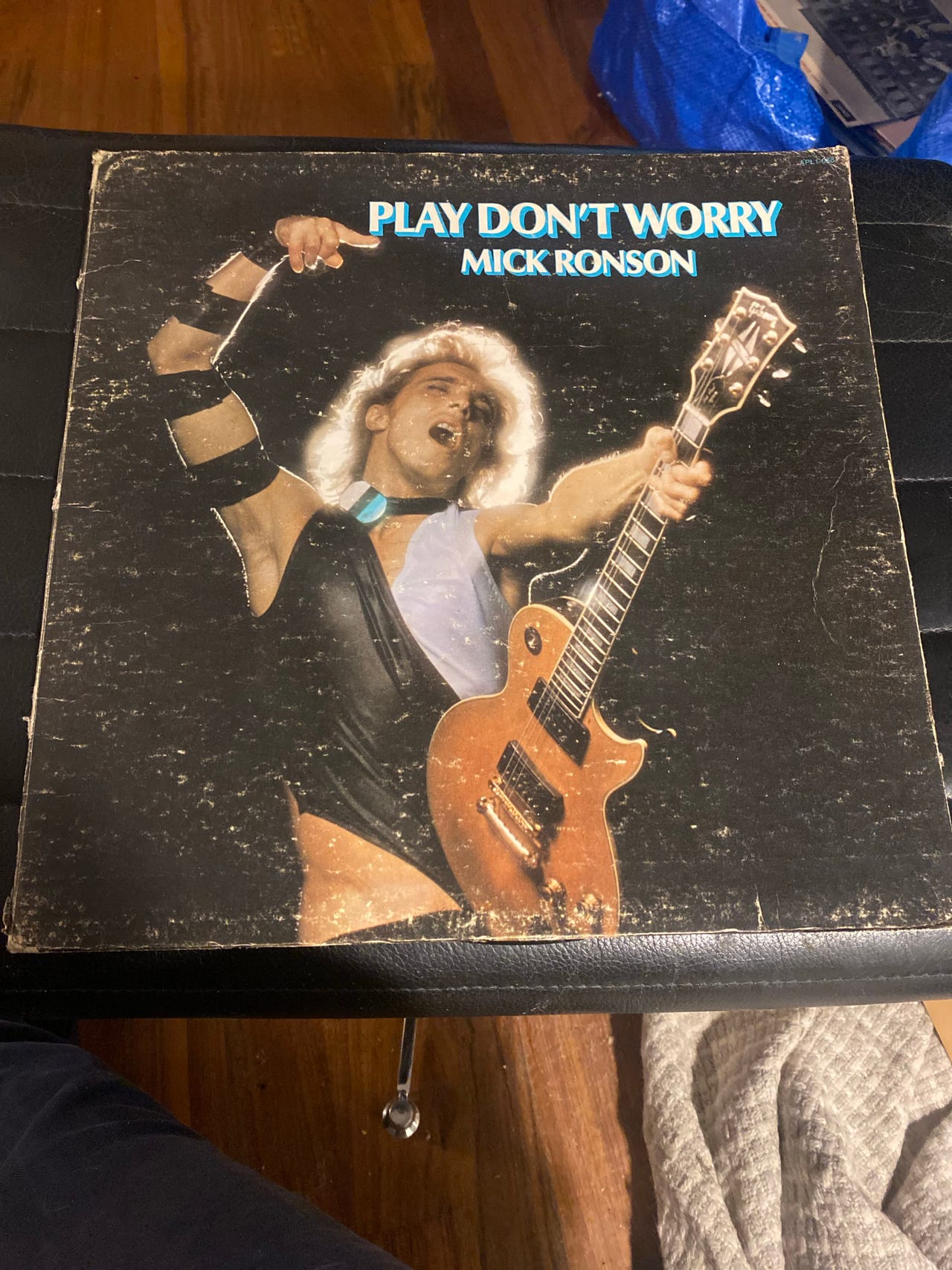 Mick Ronson ** Play Don't Worry ** LP ** 1975 | FINN-torget