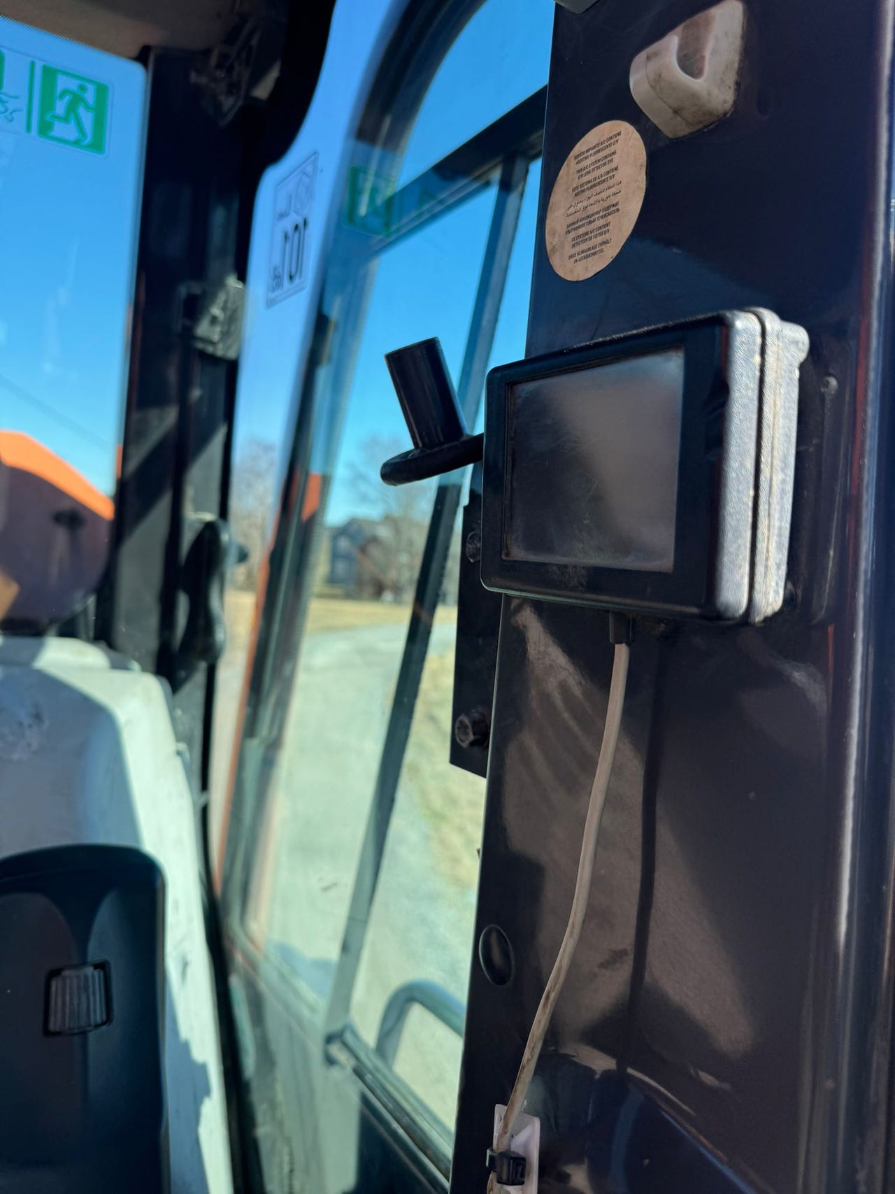 Hitachi ZX225USRLC-5B – bilde 24