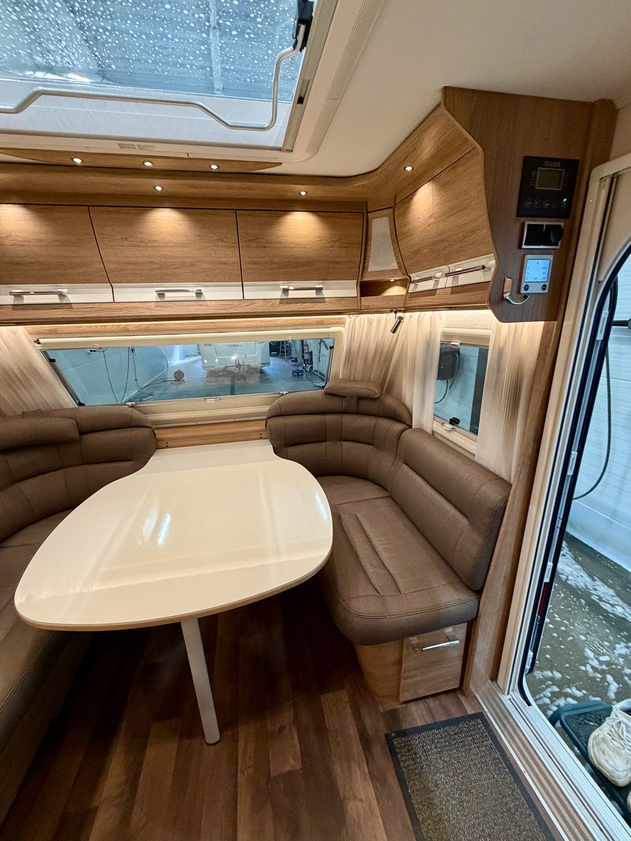 02dc1469-3872-41bf-8797-c9c8ceed7d96