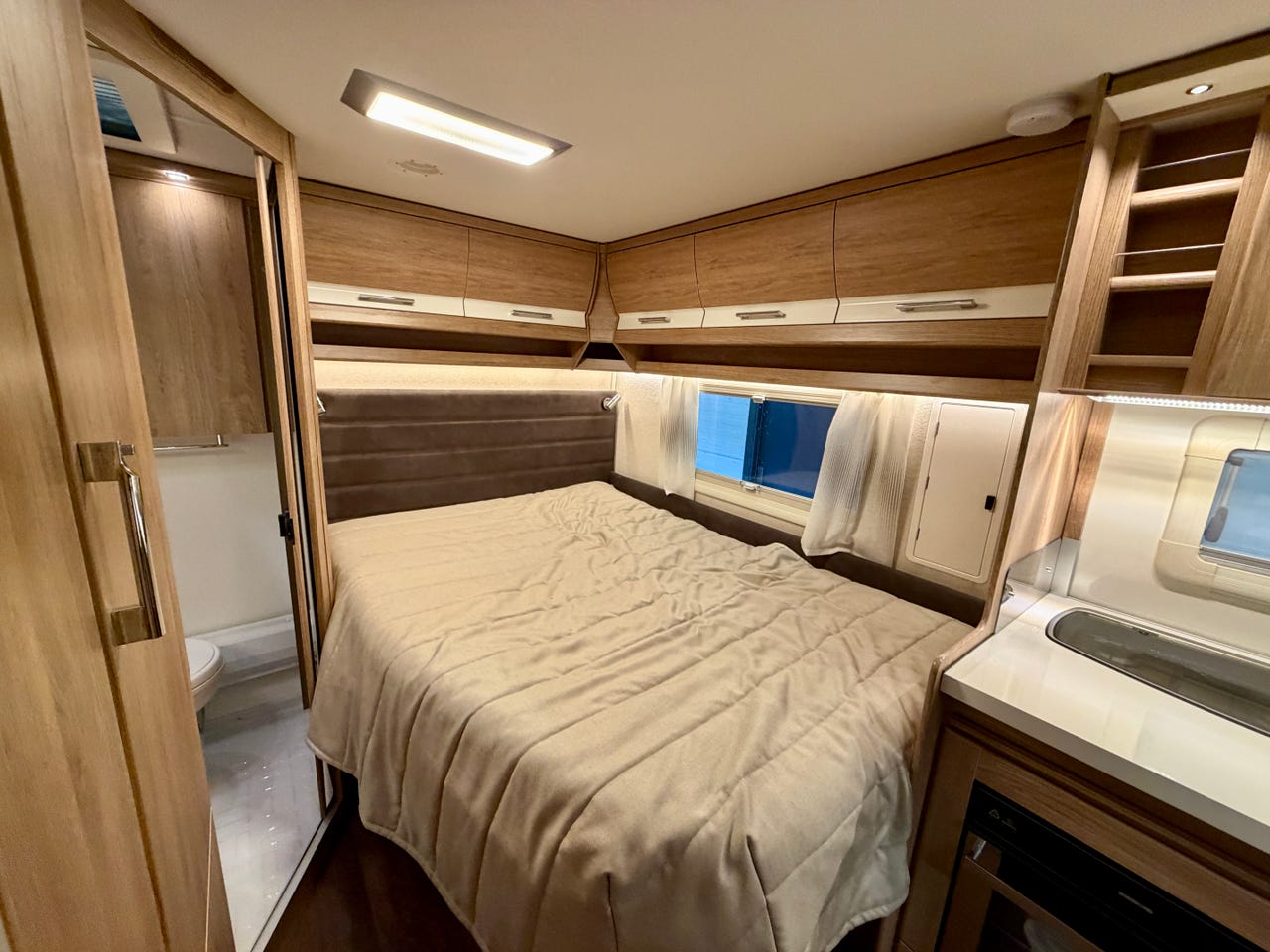 6f657fb1-f6c8-496b-9eb7-55eb06b82068