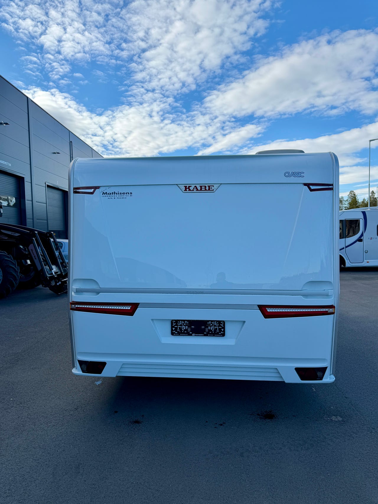 b5f5bf76-da32-4029-9f74-32809913bfa5