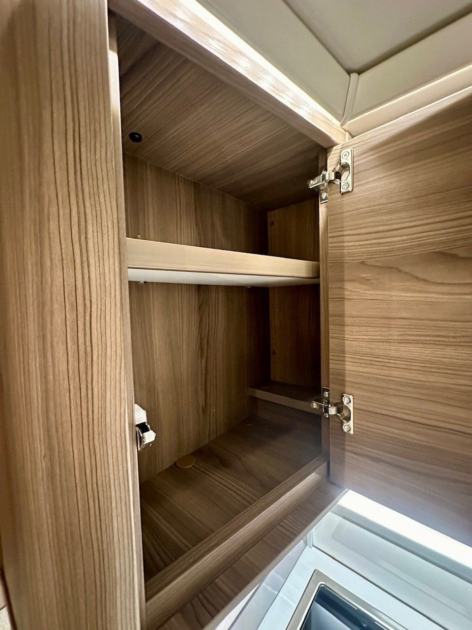 070b7fb5-1e3f-49e3-ac4b-e99f02b04753