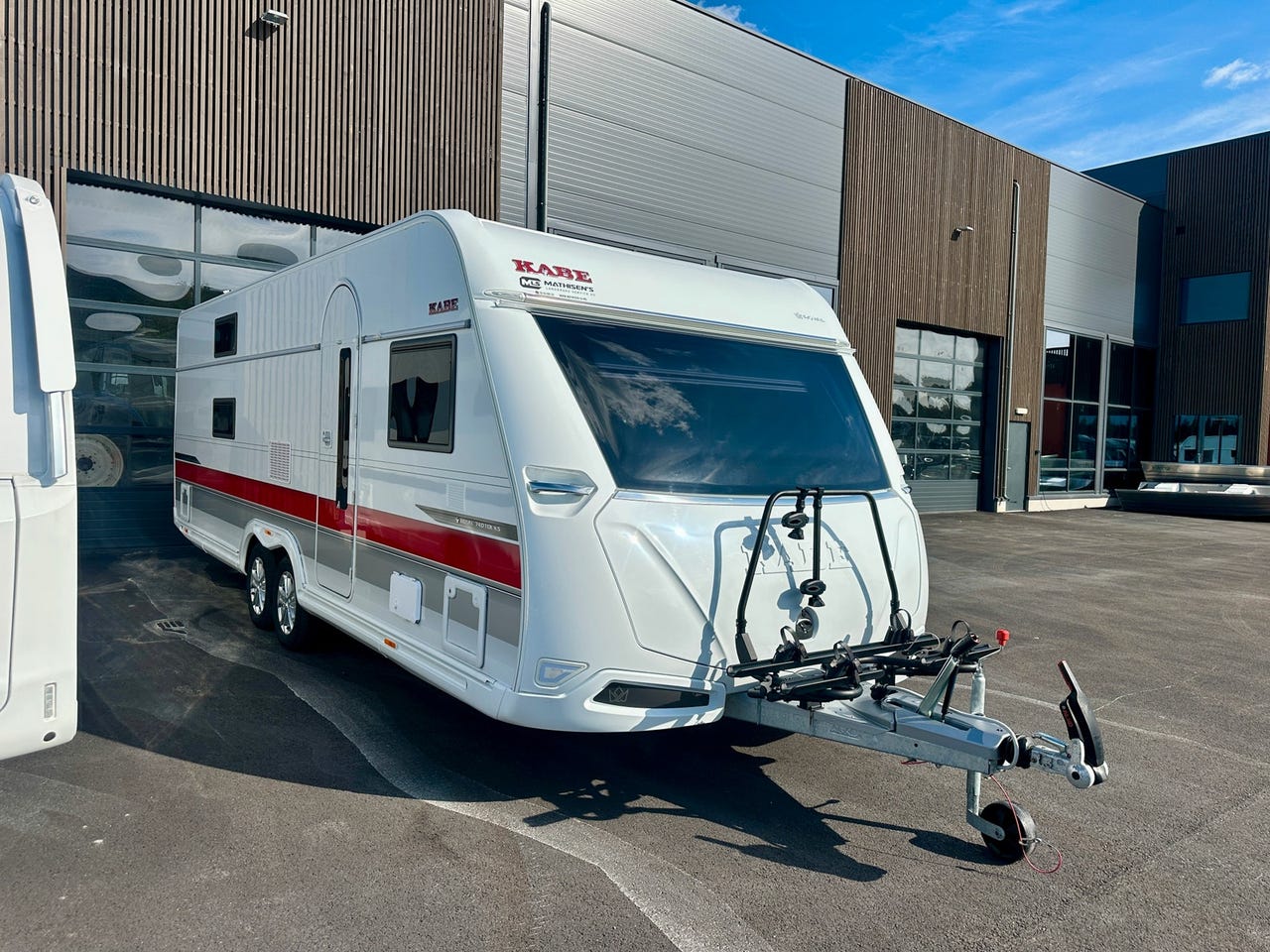 14fb04d9-56d9-4c36-bb69-0a7721adf793