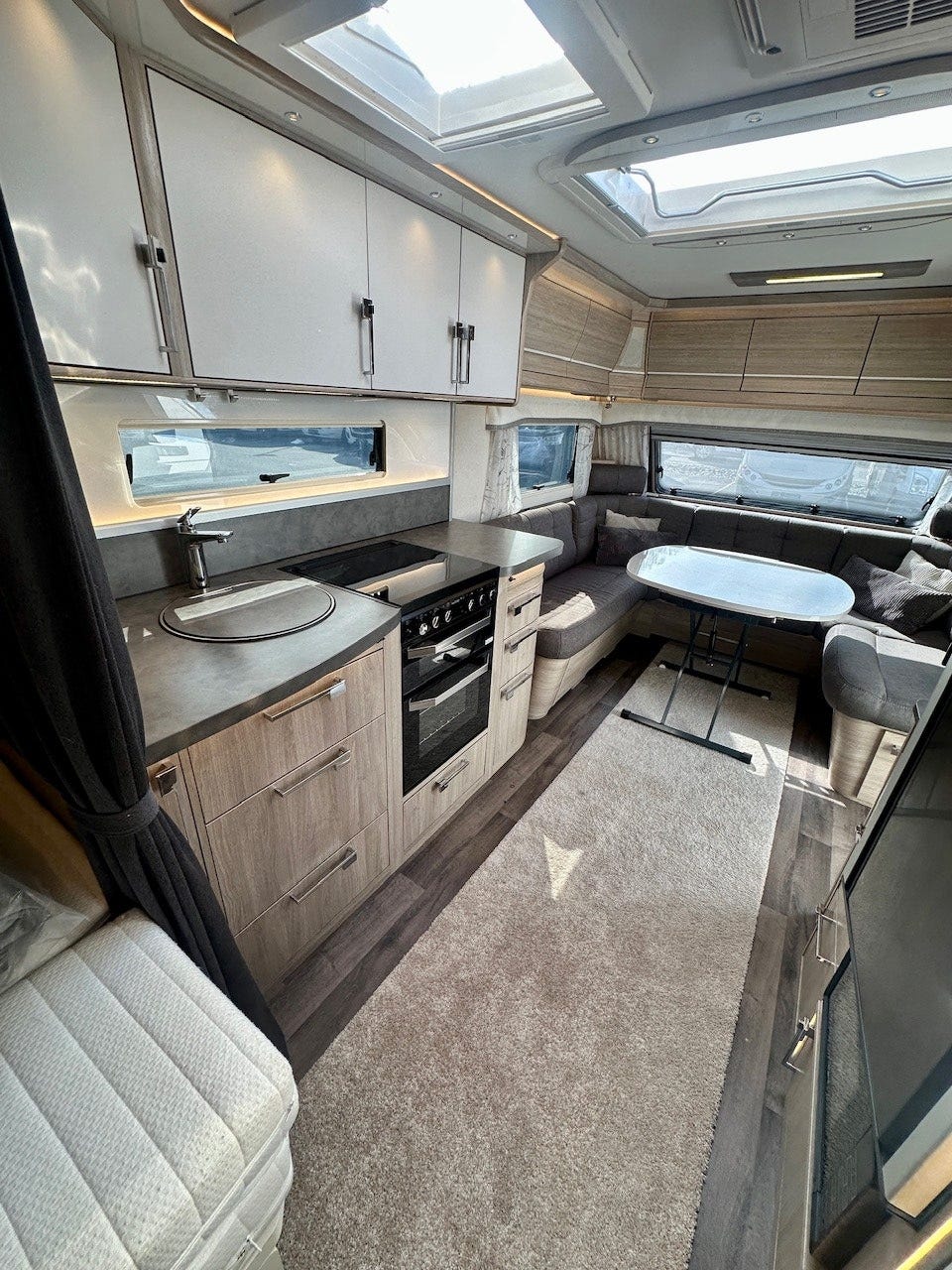 1c3e73ee-f109-49a8-a1b9-c7de87b43ce9