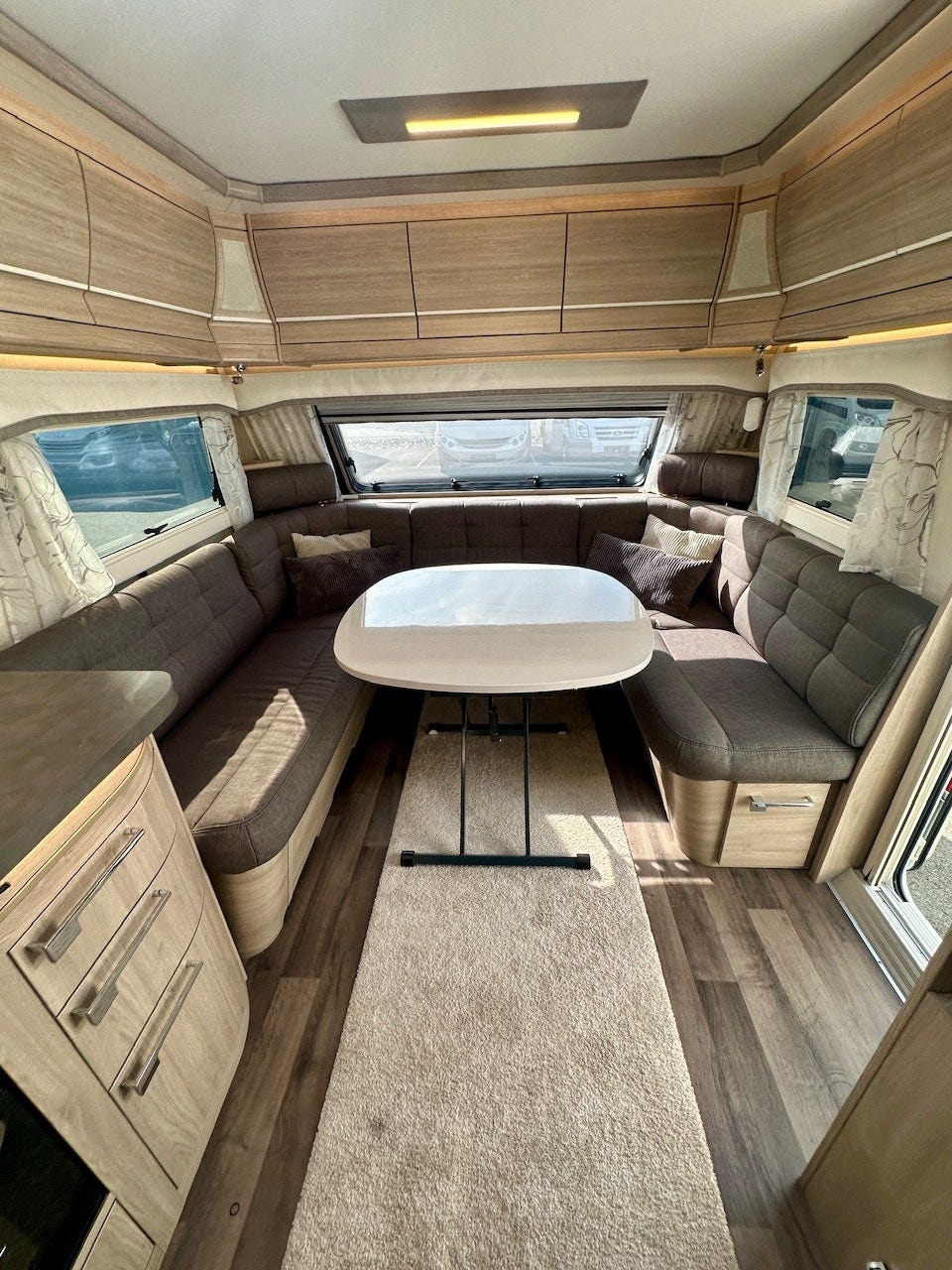 dccb79de-ee91-4f8e-95df-39d9f975142d