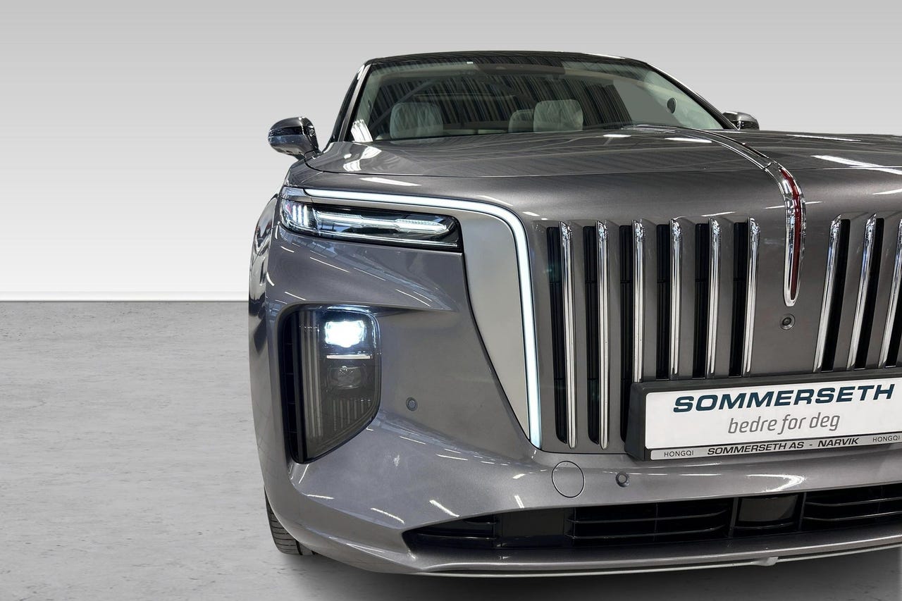 Hongqi E-HS9 4 hos Sommerseth
