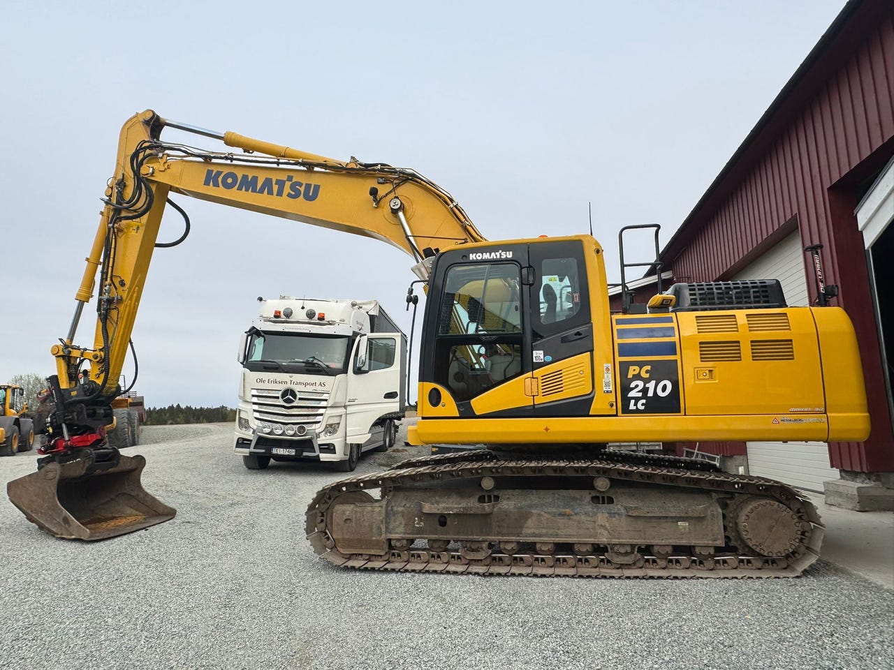 Komatsu PC210LC-11EO – bilde 7