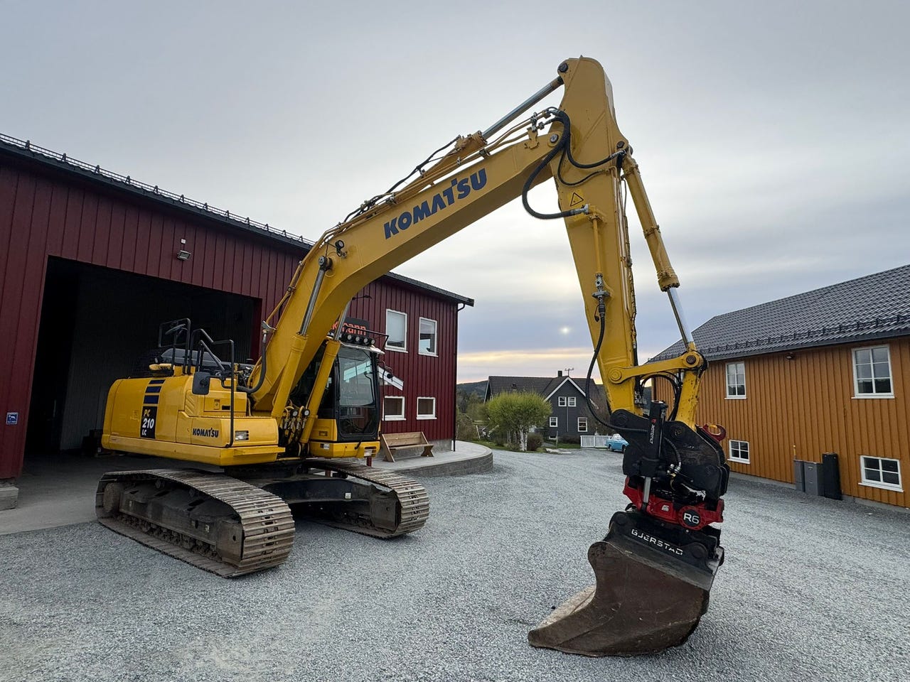 Komatsu PC210LC-11EO – bilde 5
