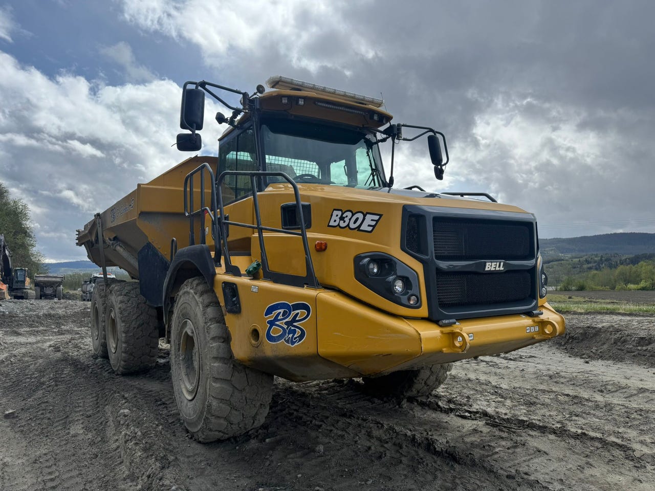 Bell B30 E 6x6 – bilde 2
