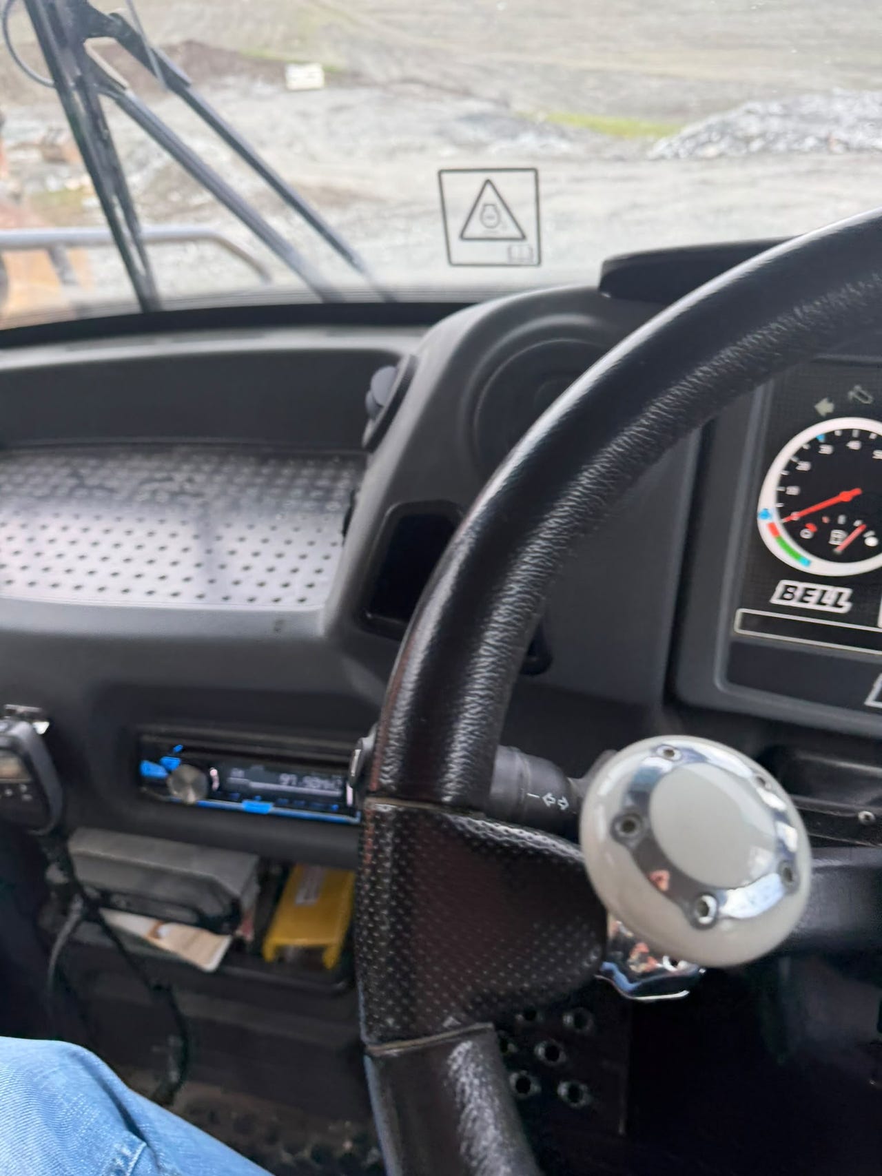 Bell B30 E 6x6 – bilde 11 av 14