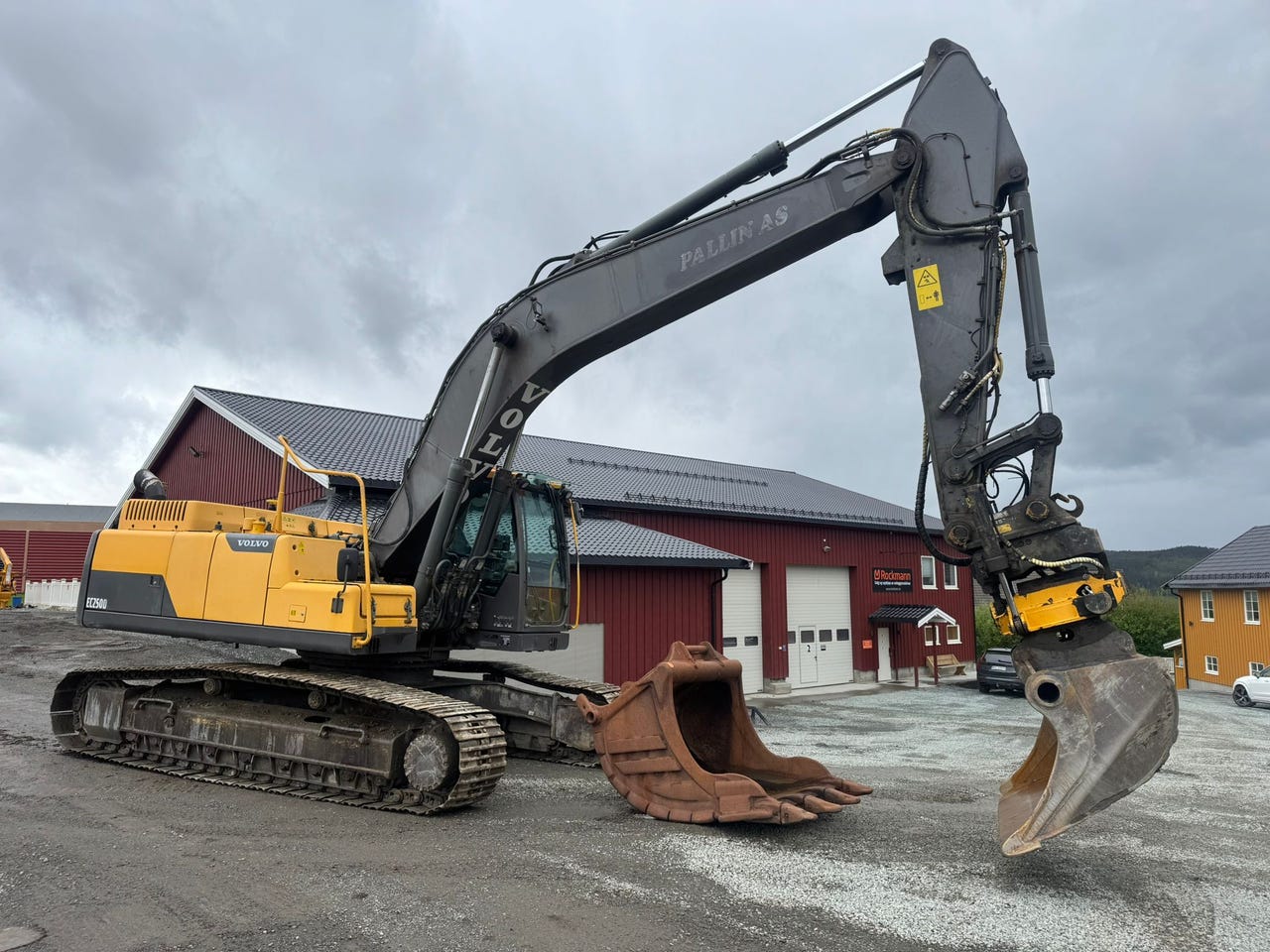 Volvo EC250 DL – bilde 1