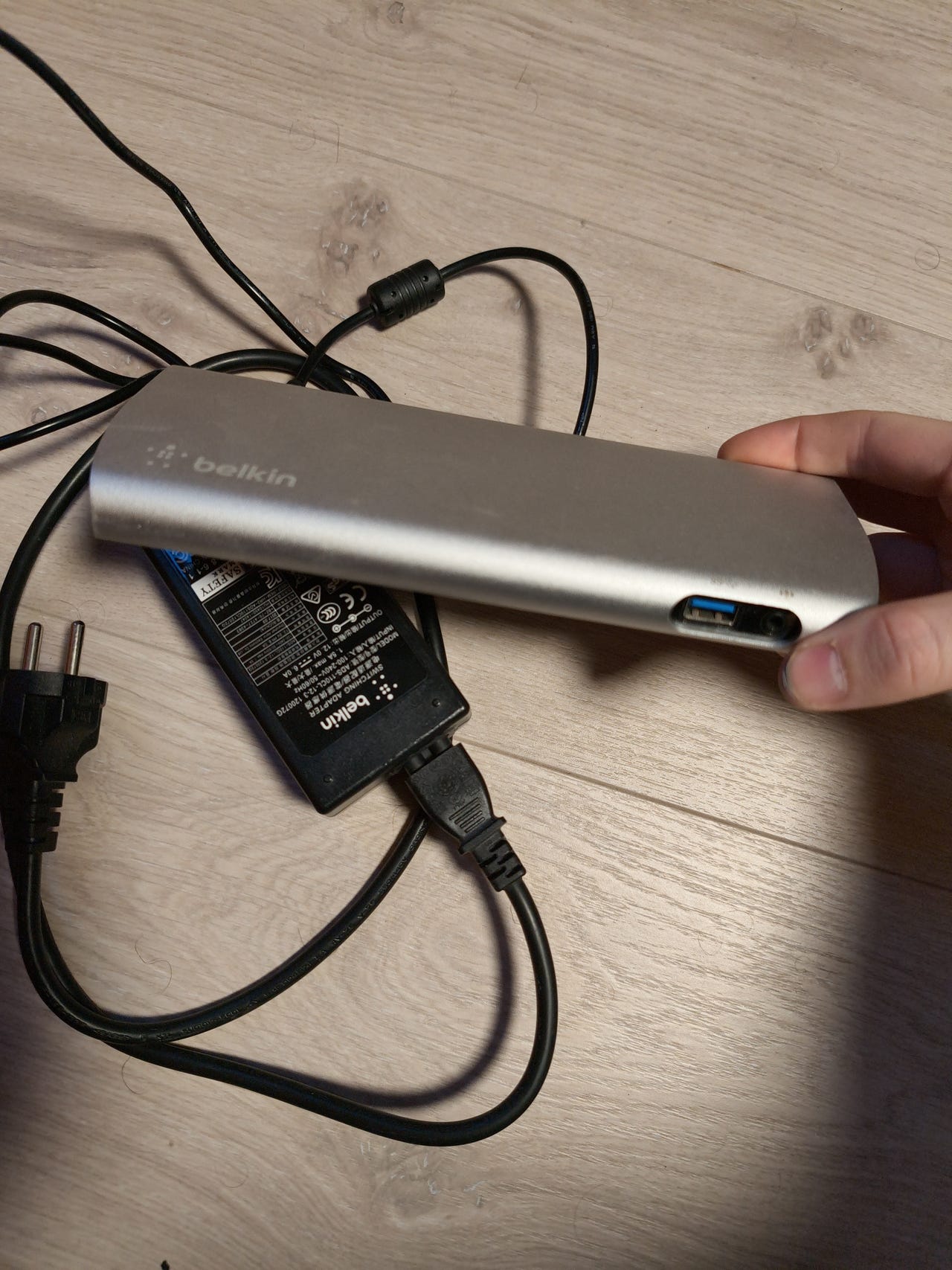 Belkin Thunderbolt 2 Express Dock HD F4U085 | FINN-torget