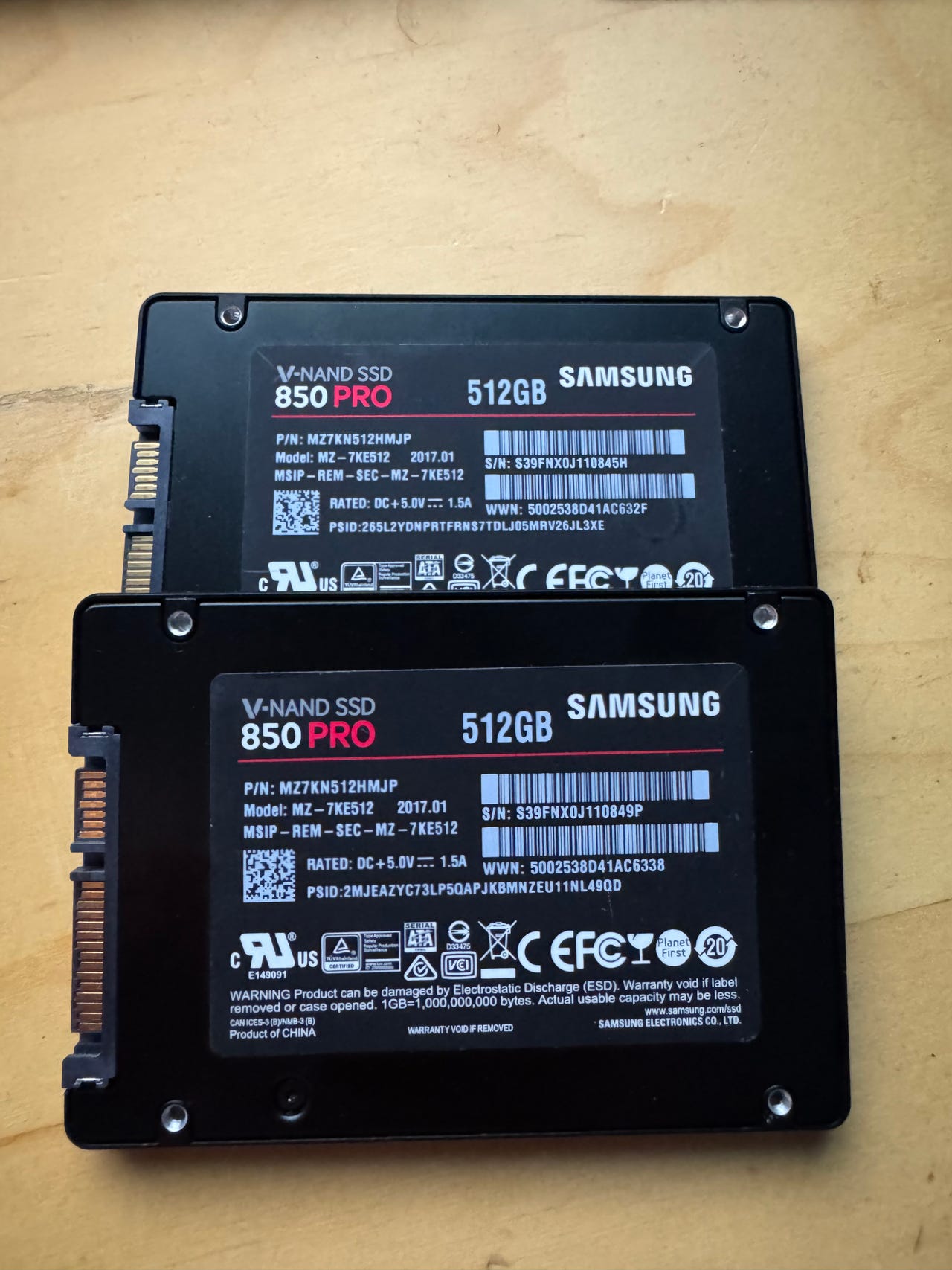2 stk Samsung 850 Pro SSD 512 GB 2,5