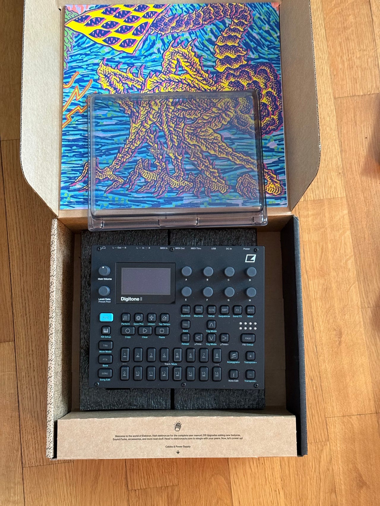 Elektron Digitone 2 + decksaver | FINN-torget