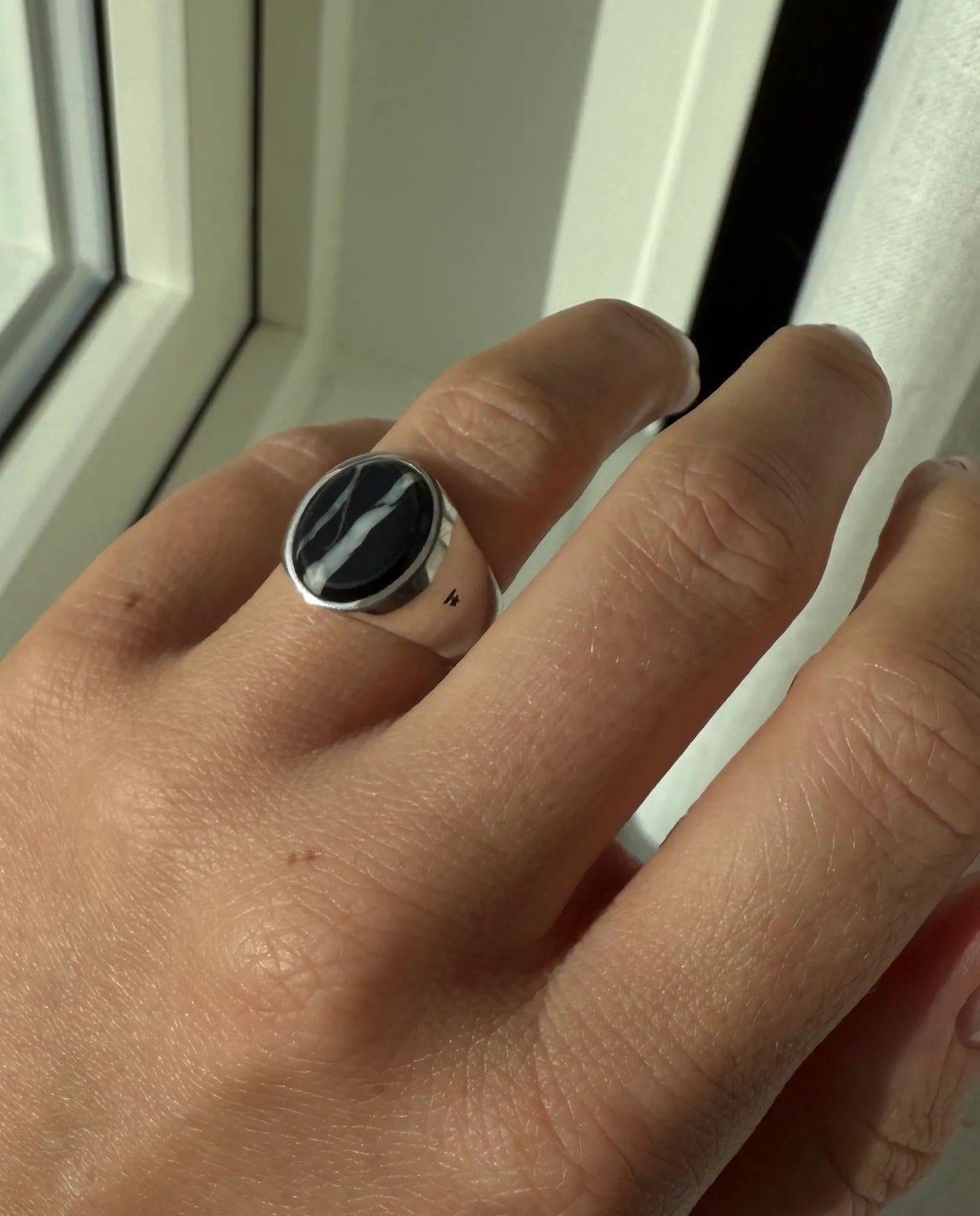 Tom Wood Oval Zebra ring str52 | FINN-torget