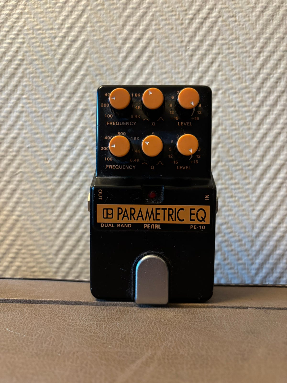 PEARL PE-10 DUAL BAND PARAMETRIC EQ 日本製 Pearl PE-10 Parametric EQ | FINN-torget