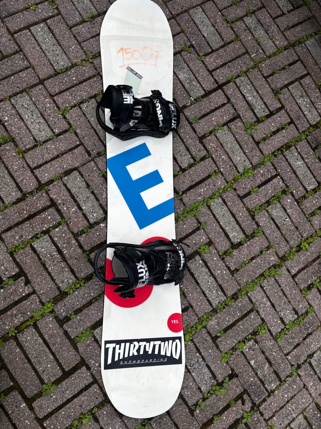 YES. Basic 158 snowboard + Flux-bindinger | FINN-torget
