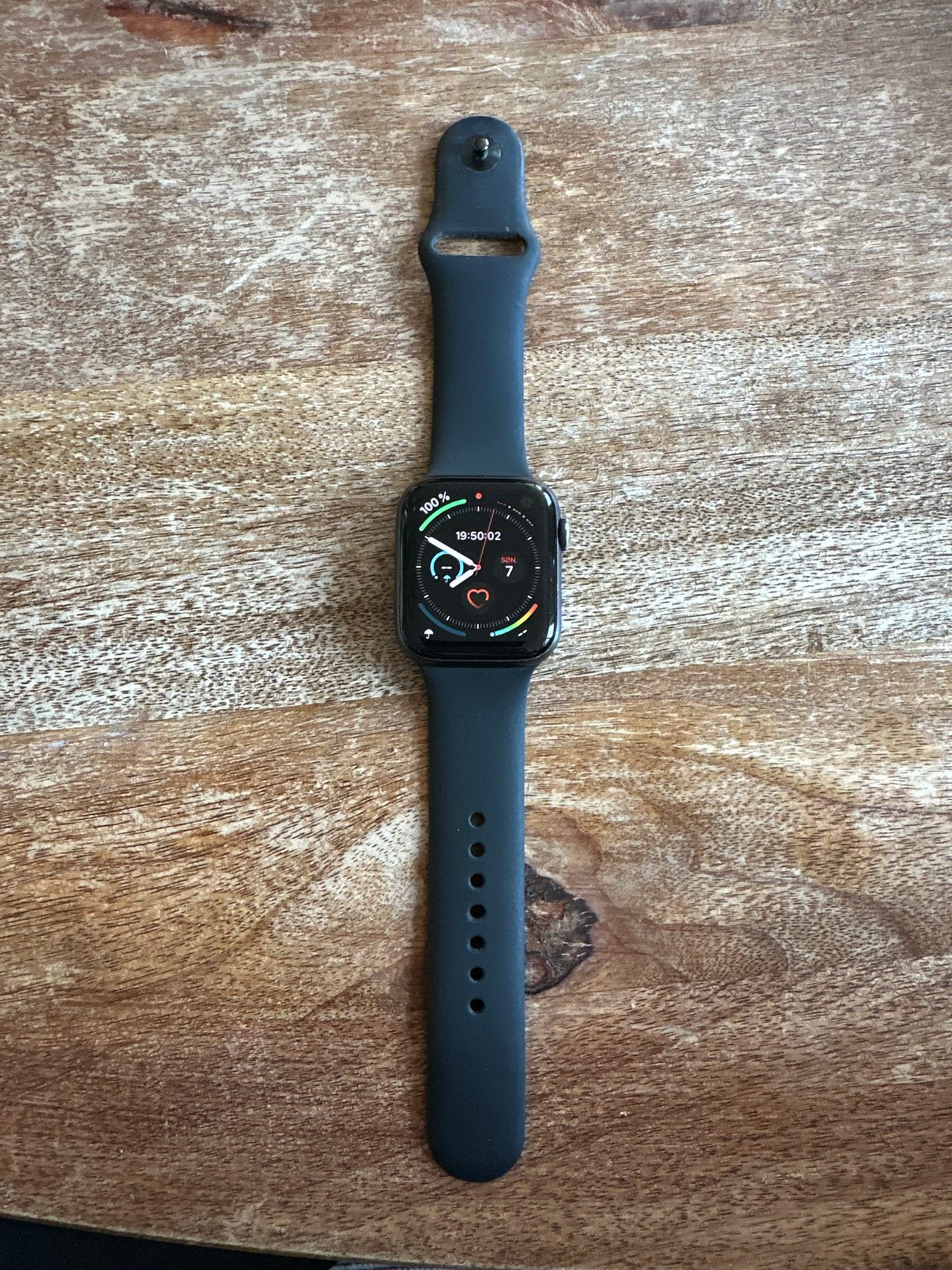Apple Watch Series 5 44mm | FINN-torget